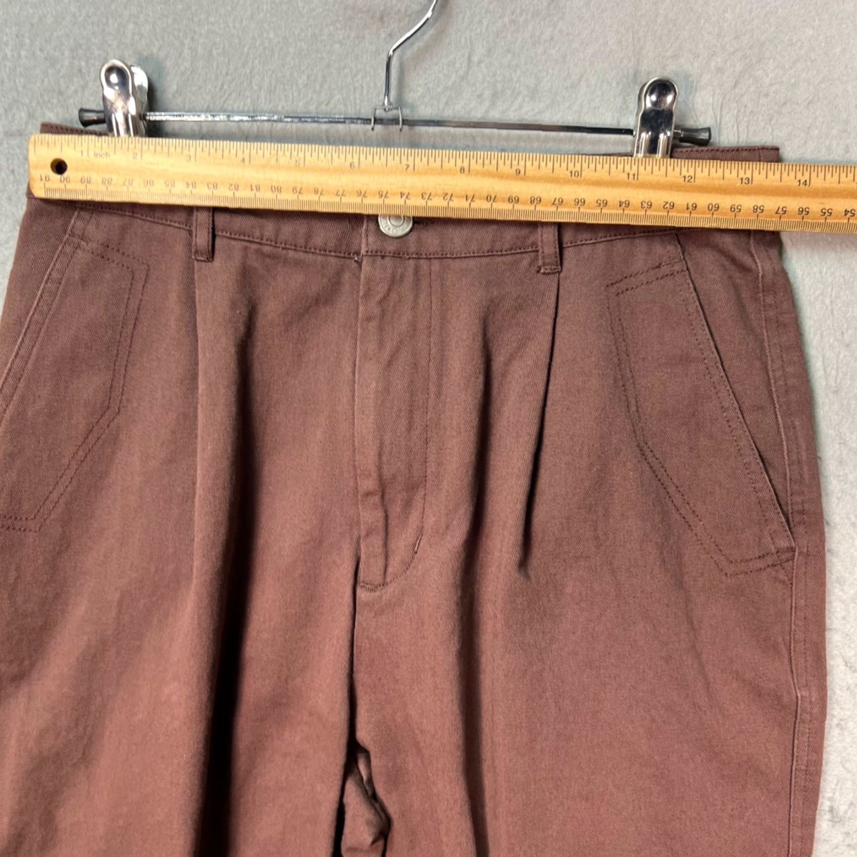 Vintage NA-KD Womens Brown Pleated High Waist Tapered Leg Utility Pants Shirt? (Note: Original title provided contains pants; adapt to best structure) Size 25" / US 0 / IT 36 - 5 Thumbnail