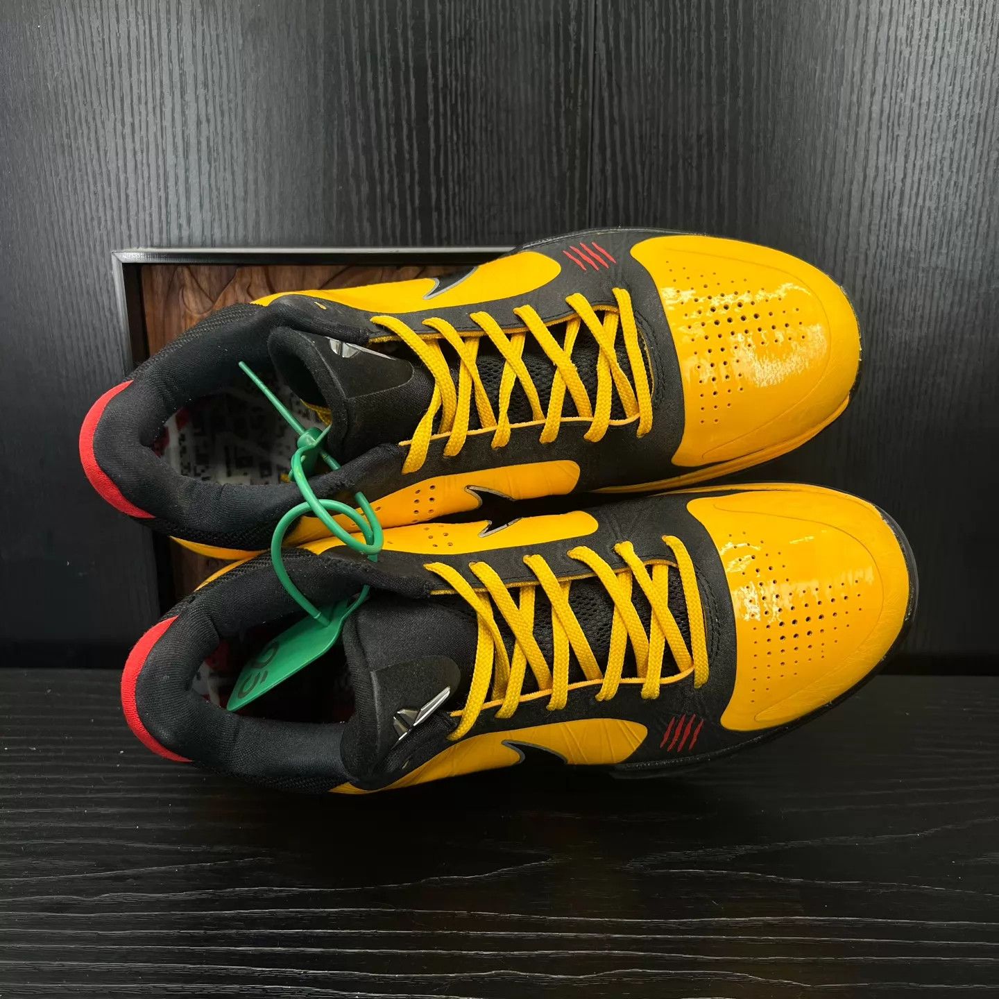 Nike ZK5 Bruce Lee Black/Yellow 44.5 2x Indoor Size US 11.5 / EU 44-45 - 5 Thumbnail