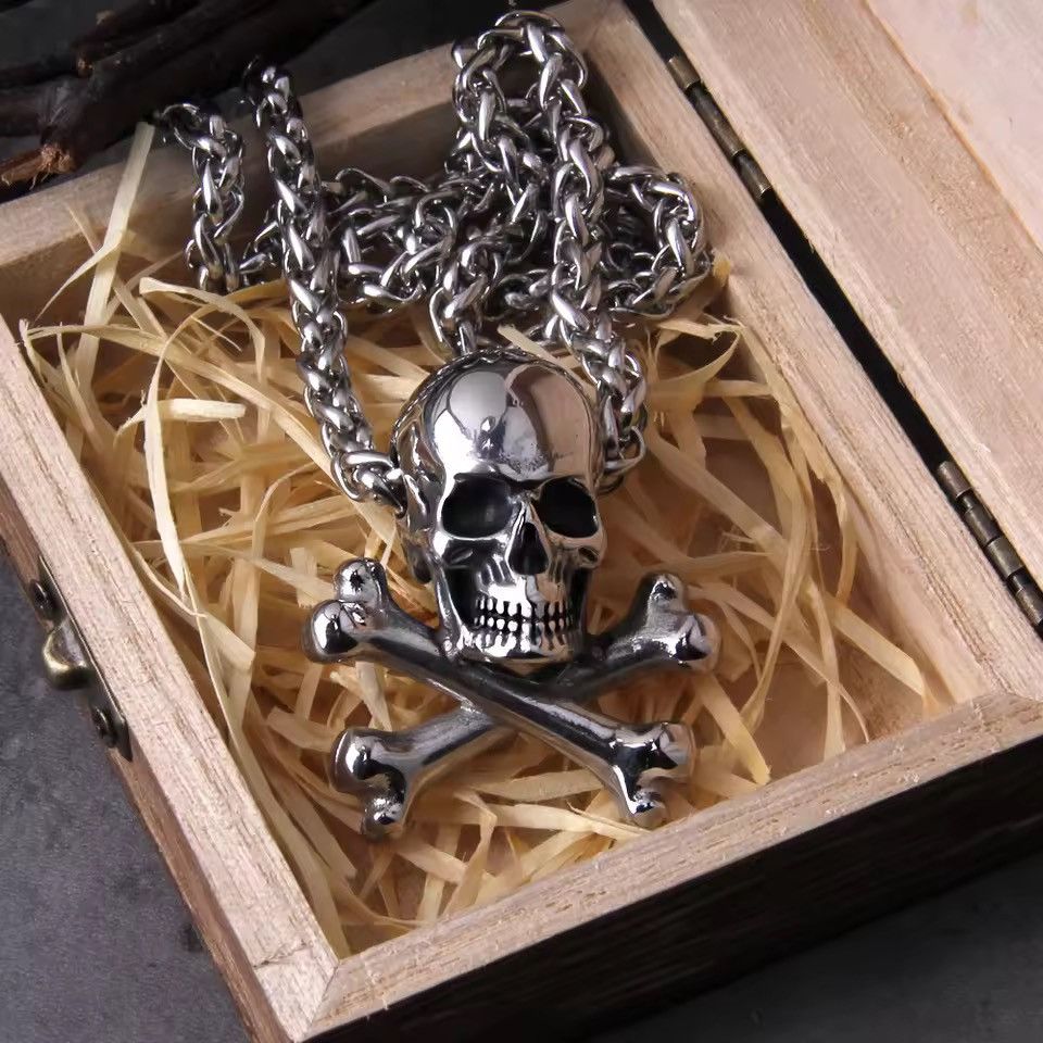 Jewelry Goth Skull Pendant Necklace Size ONE SIZE - 9 Thumbnail