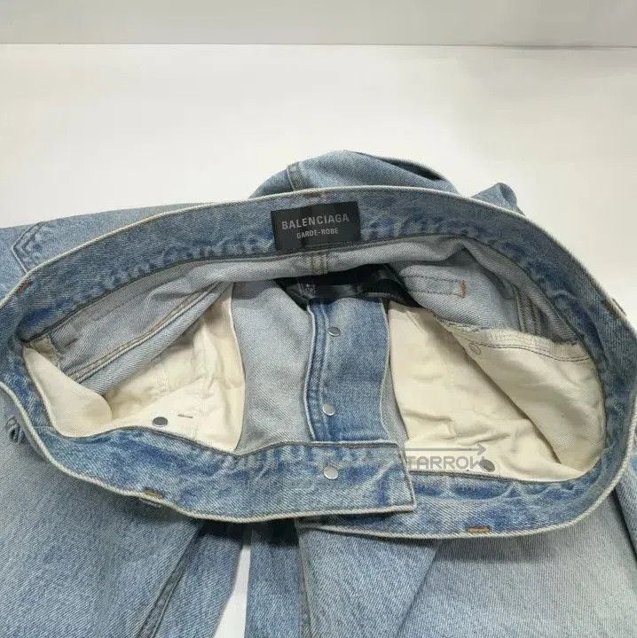 Balenciaga Balenciaga SS24 Wash Denim Wide-Leg Pants. Size US 27 - 6 Thumbnail