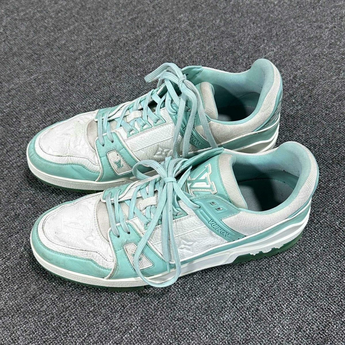 Louis Vuitton Louis Vuitton Trainer Embossed Tiffany Green Size US 10 / EU 43 - 1 Thumbnail