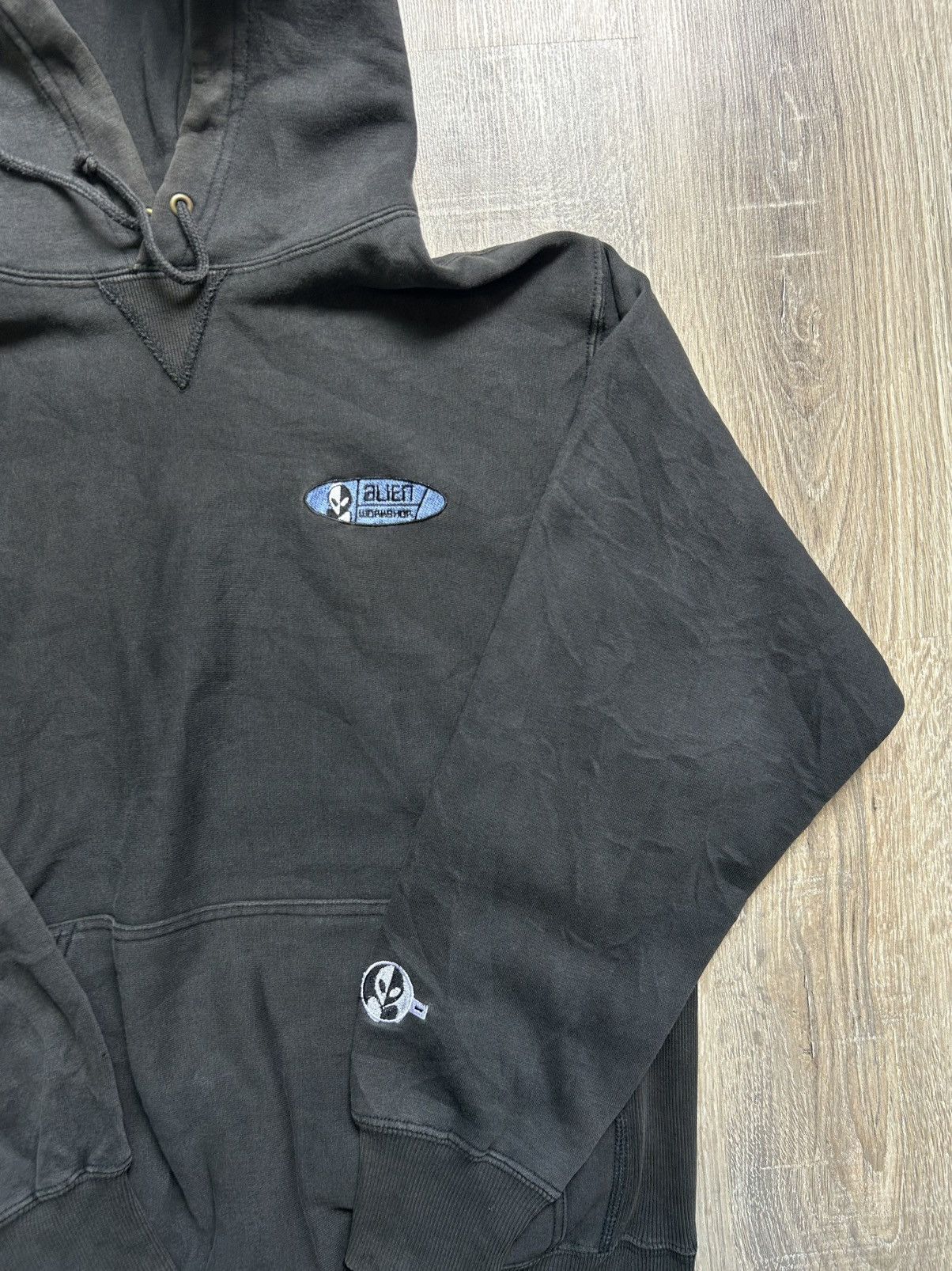 Vintage Rare Vintage Alien Workshop Skate Hoodie Size US L / EU 52-54 / 3 - 2 Thumbnail