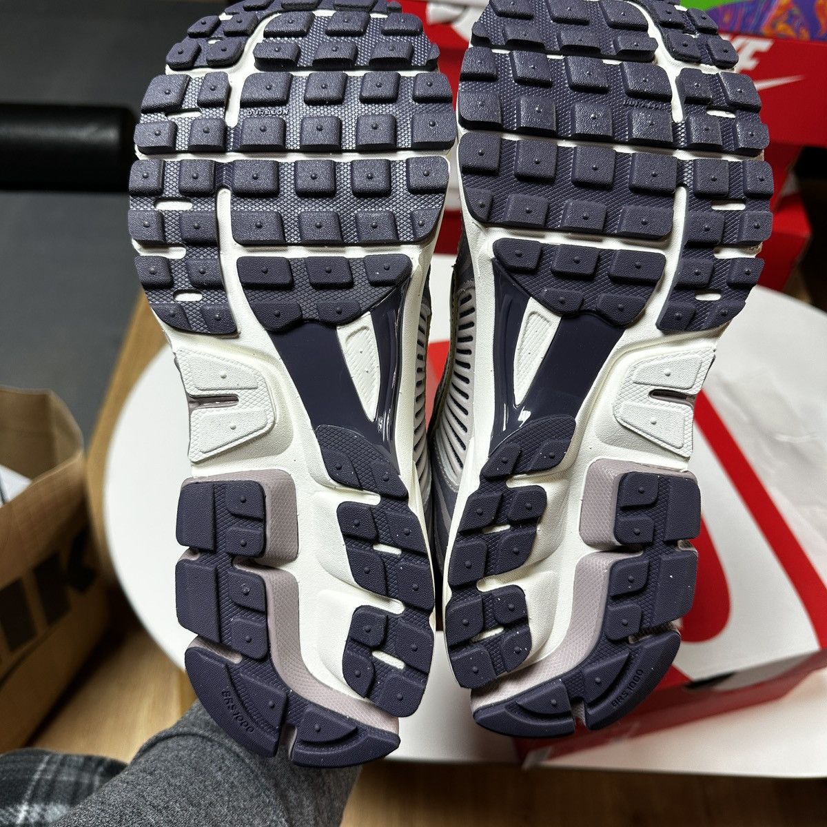 Nike New Nike Vomero 5 Platinum Violet Men Sz 10.5 WMN Sz 12 Size US 10.5 / EU 43-44 - 9 Thumbnail