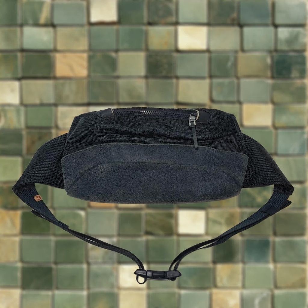 Visvim Lumbar Mini Bag in Navy | Grailed