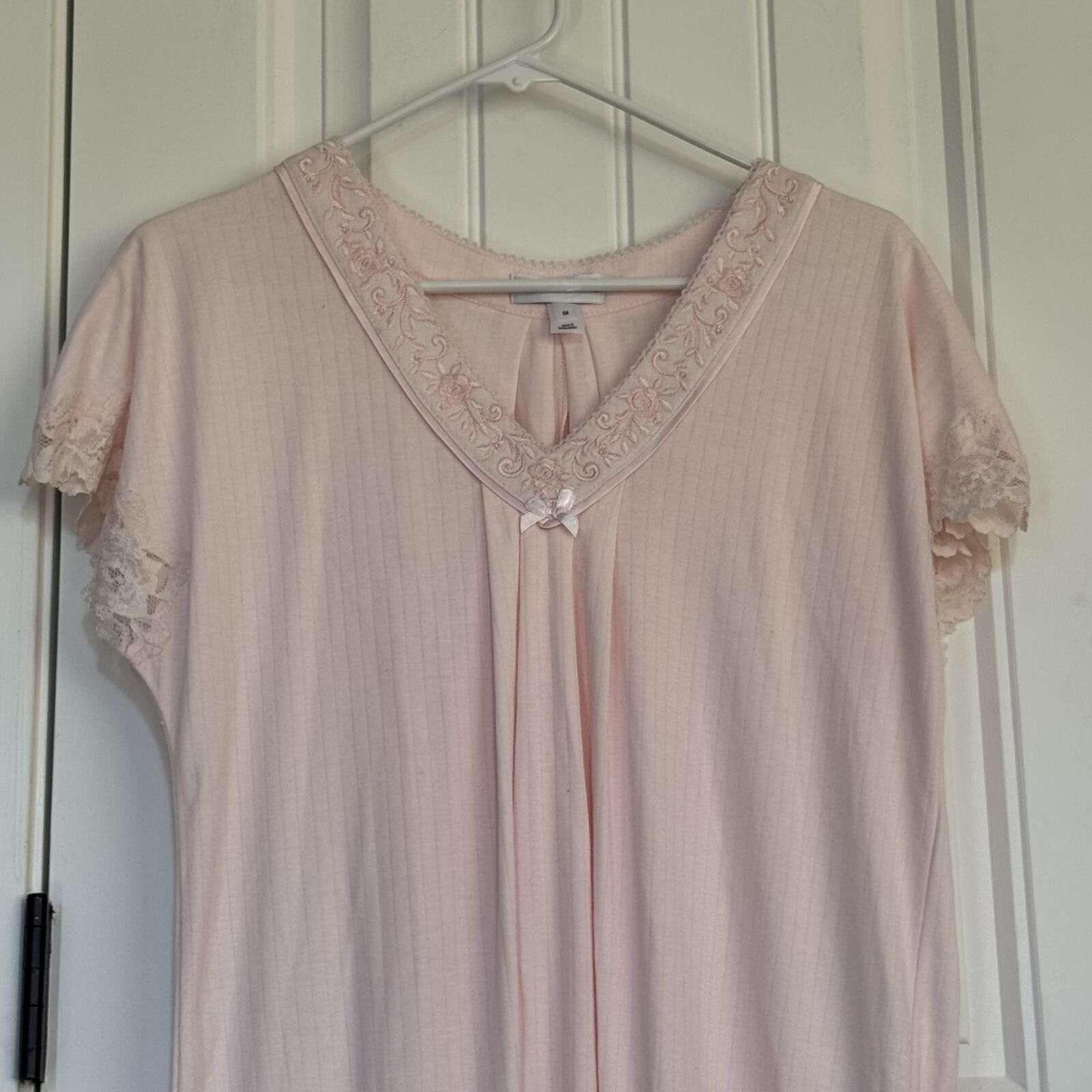 Other Miss Elaine Pink Lace Trim Nightgown Medium Size ONE SIZE - 3 Thumbnail