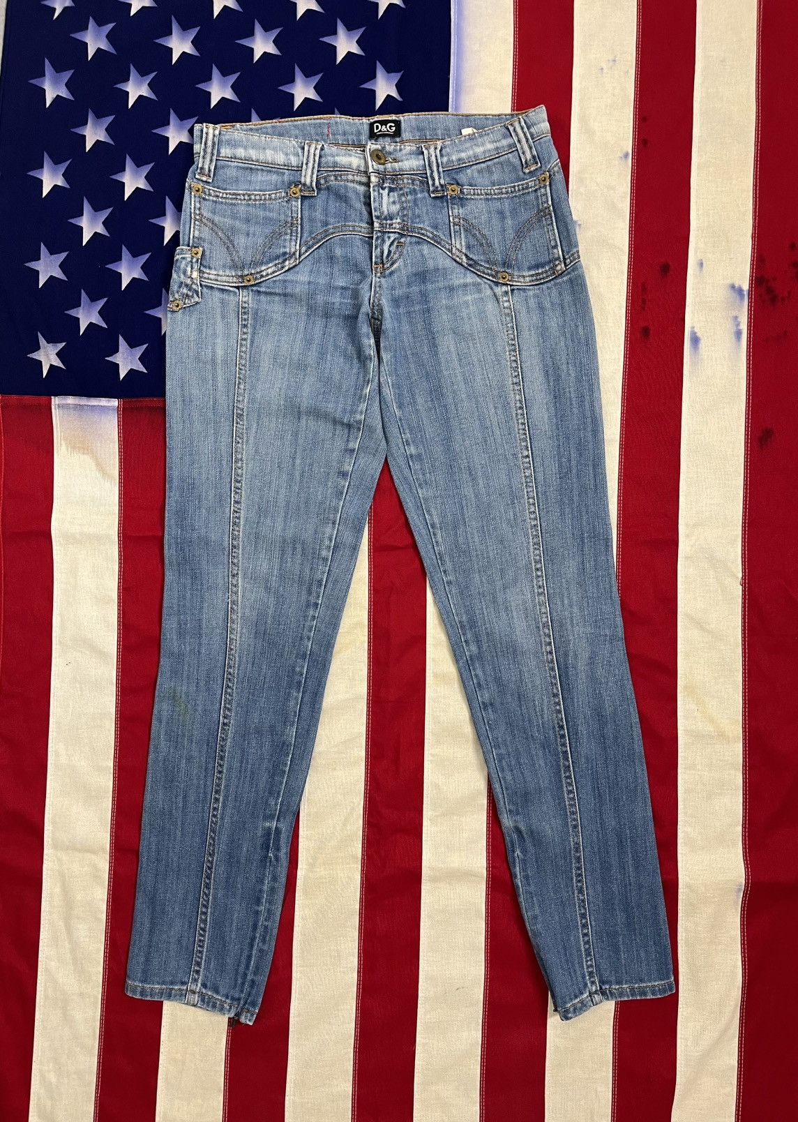 Dolce & Gabbana Dolce & Gabbana (D&G) Designer Jeans - Unique Pocket Detail Size 26" / US 2 / IT 38 - 1 Thumbnail