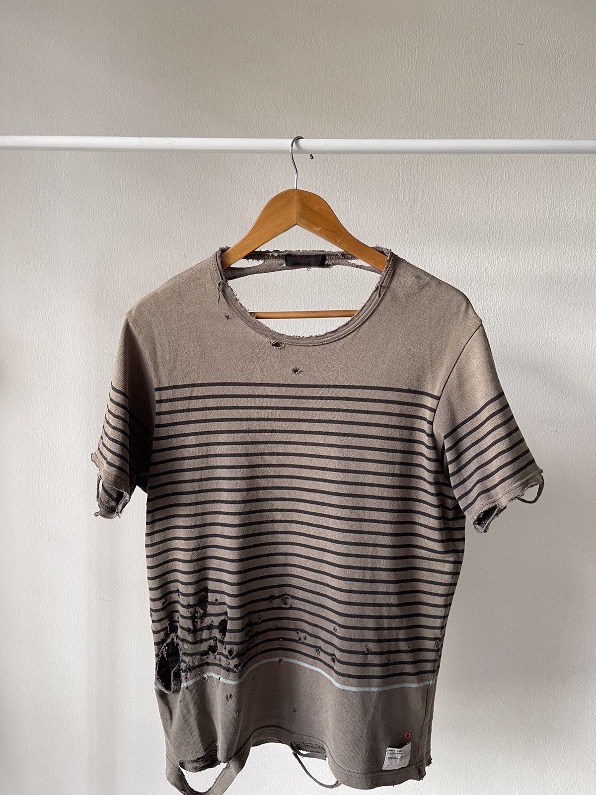 Undercover 2000s Undercover Trashed Tee Size US M / EU 48-50 / 2 - 5 Thumbnail