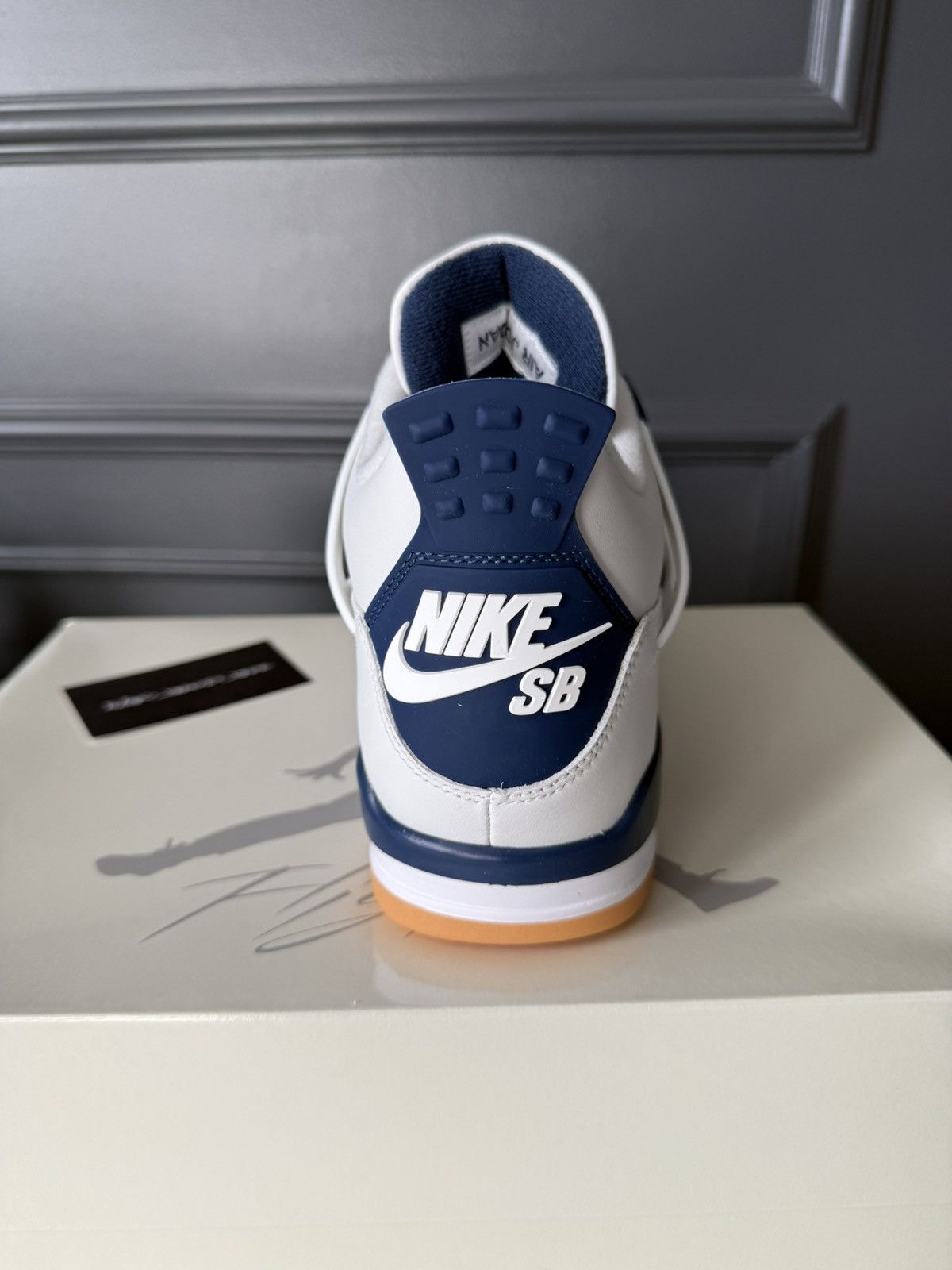 Jordan Brand Jordan 4 SB Navy Size US 10 / EU 43 - 17 Thumbnail