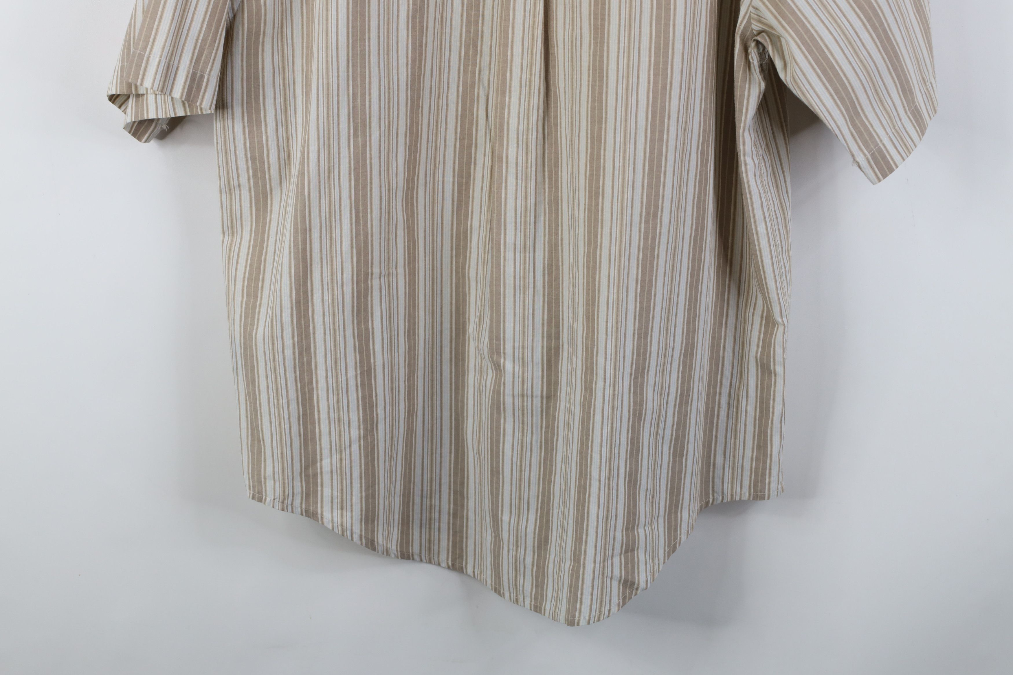 Vintage Vintage 90s Streetwear Earth Tone Short Sleeve Button Shirt Size US M / EU 48-50 / 2 - 11 Thumbnail