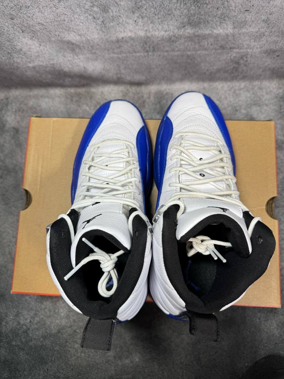Jordan Brand Size 8.5 | Jordan 12 Blueberry With Box | Pre-Owned Size US 8.5 / EU 41-42 - 4 Thumbnail