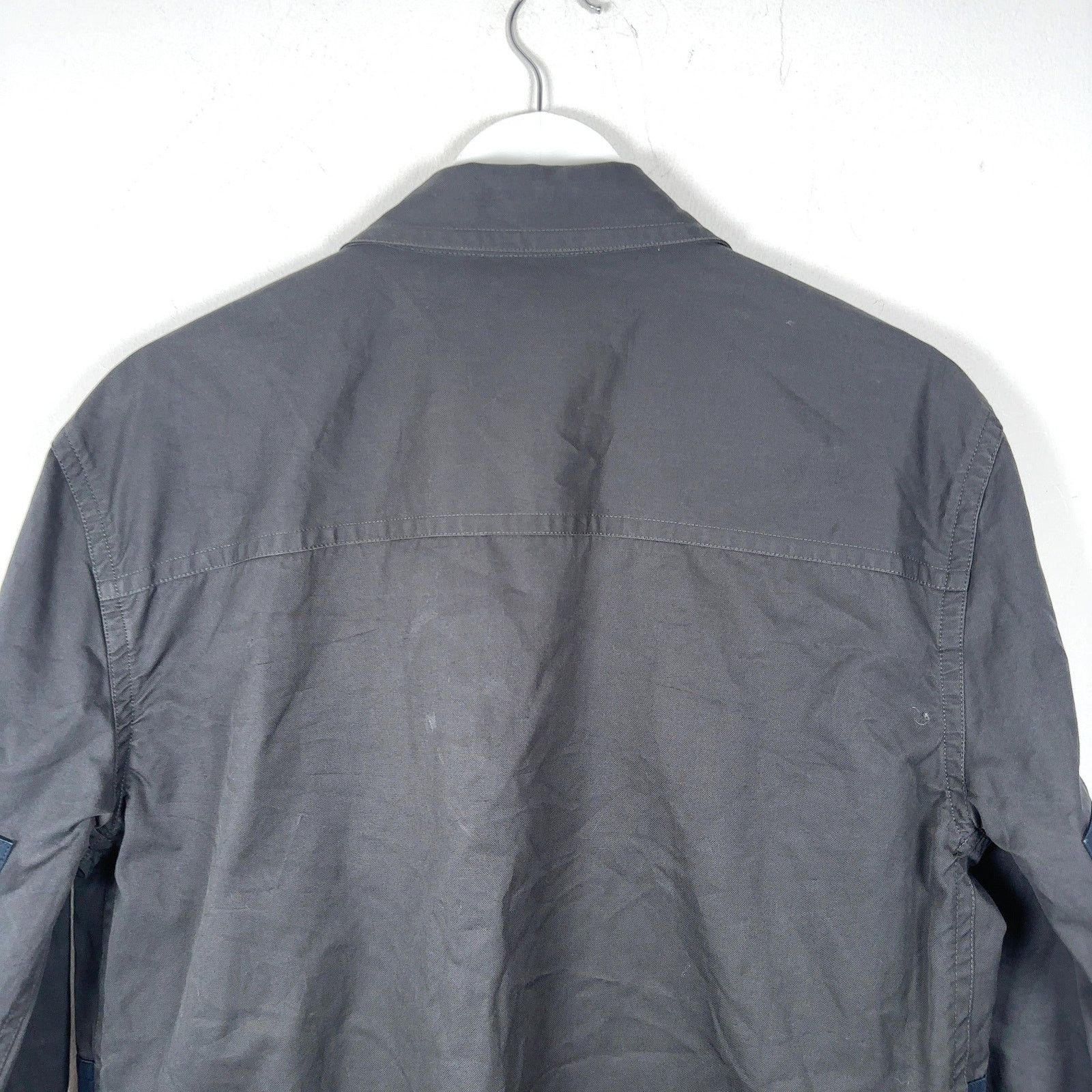 Bottega Veneta Bottega Veneta Multi-Pocket Military Patch Button-Up Shirt Size US S / EU 44-46 / 1 - 6 Thumbnail