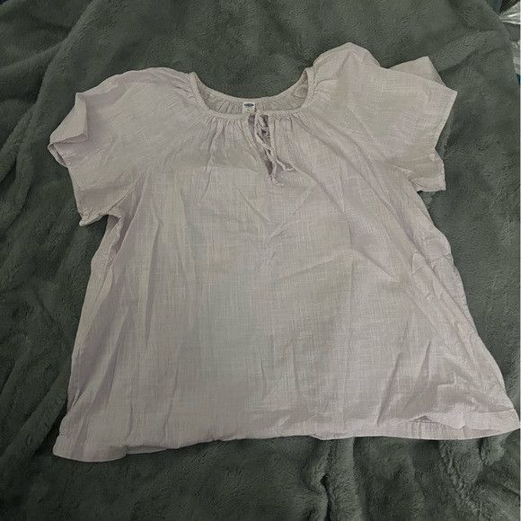 Old Navy Old Navy Short Sleeve lavender Top size xl Size XL / US 12-14 / IT 48-50 - 1 Thumbnail