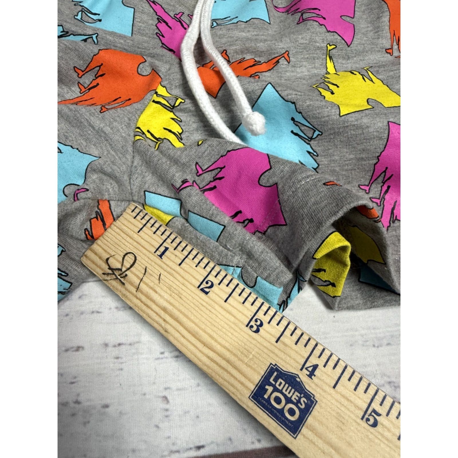 Disney Disney Sweat Shorts Gray Multicolor Drawstring Women S Pull On Size 28" / US 6 / IT 42 - 5 Thumbnail