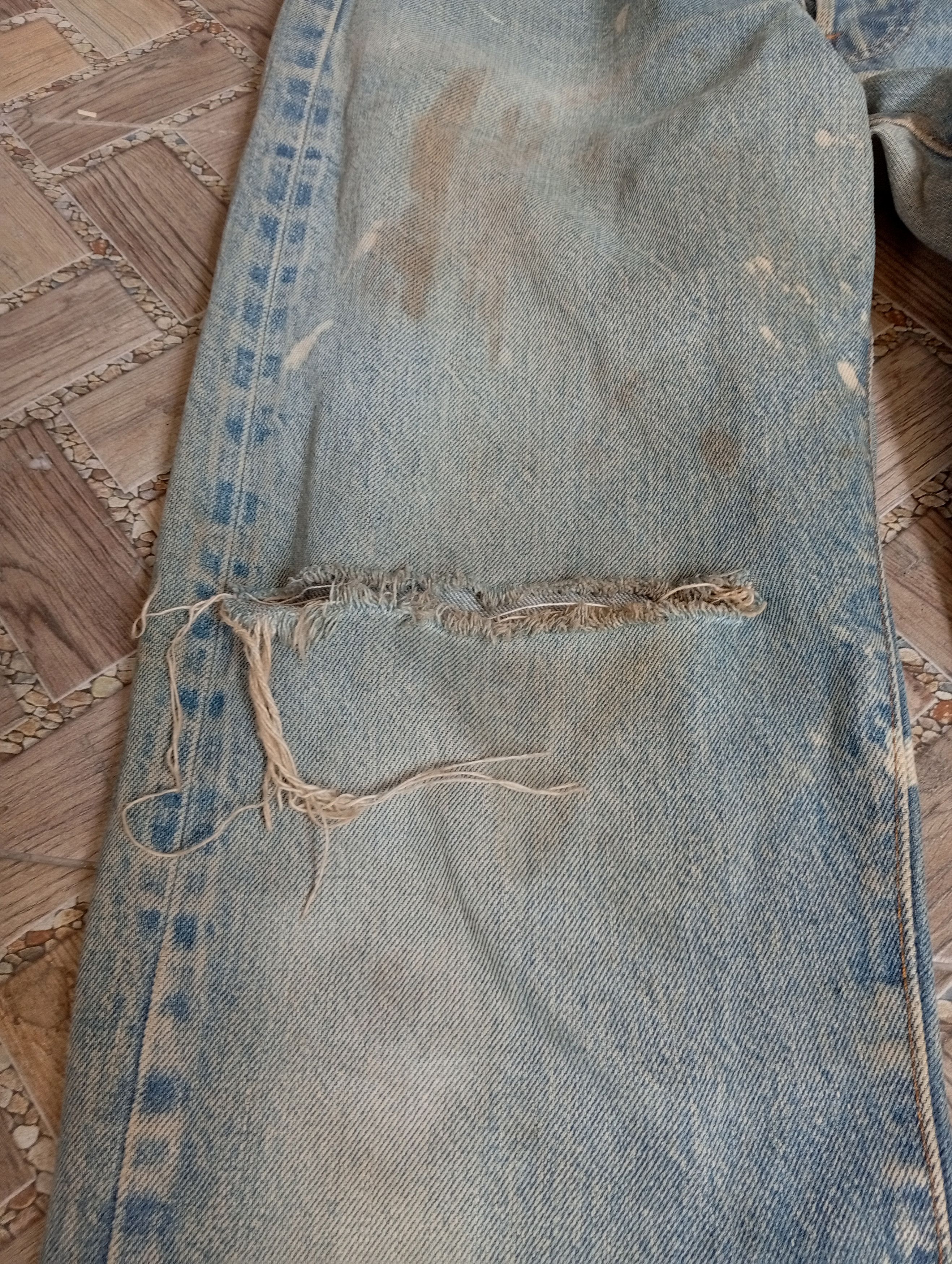 Levi's Vintage Clothing VTG 70's distressed Levi's 501 rendim Size US 31 - 12 Thumbnail