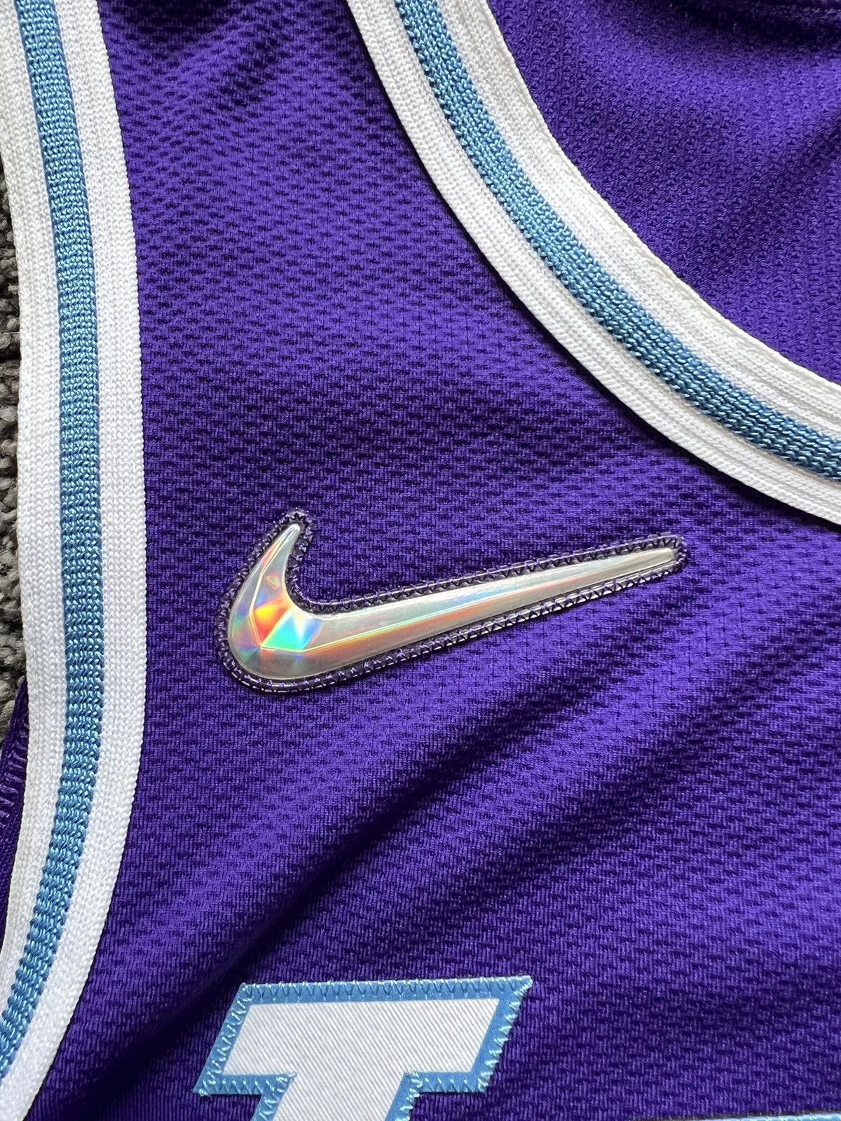 NBA × Nike Lebron James authentic Nike jersey Size US S / EU 44-46 / 1 - 6 Thumbnail