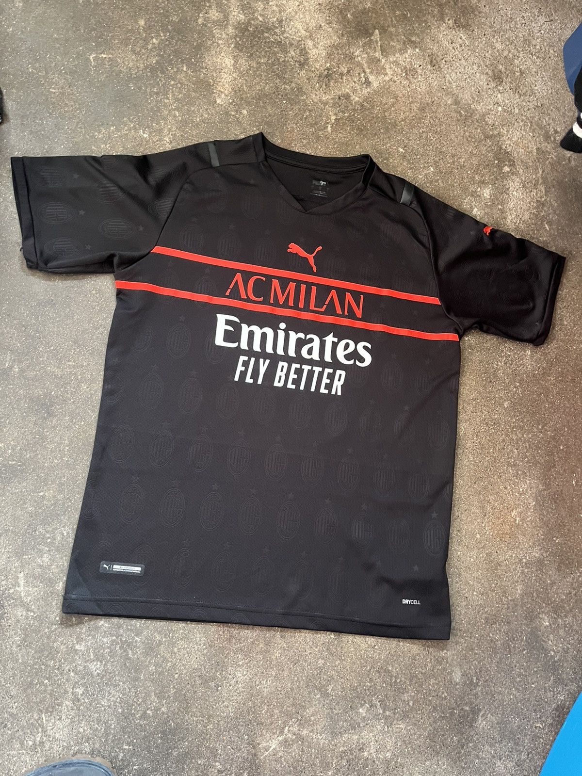 Puma AC milan puma 2019/2020 away soccer jersey theo #19 Size US L / EU 52-54 / 3 - 1 Thumbnail