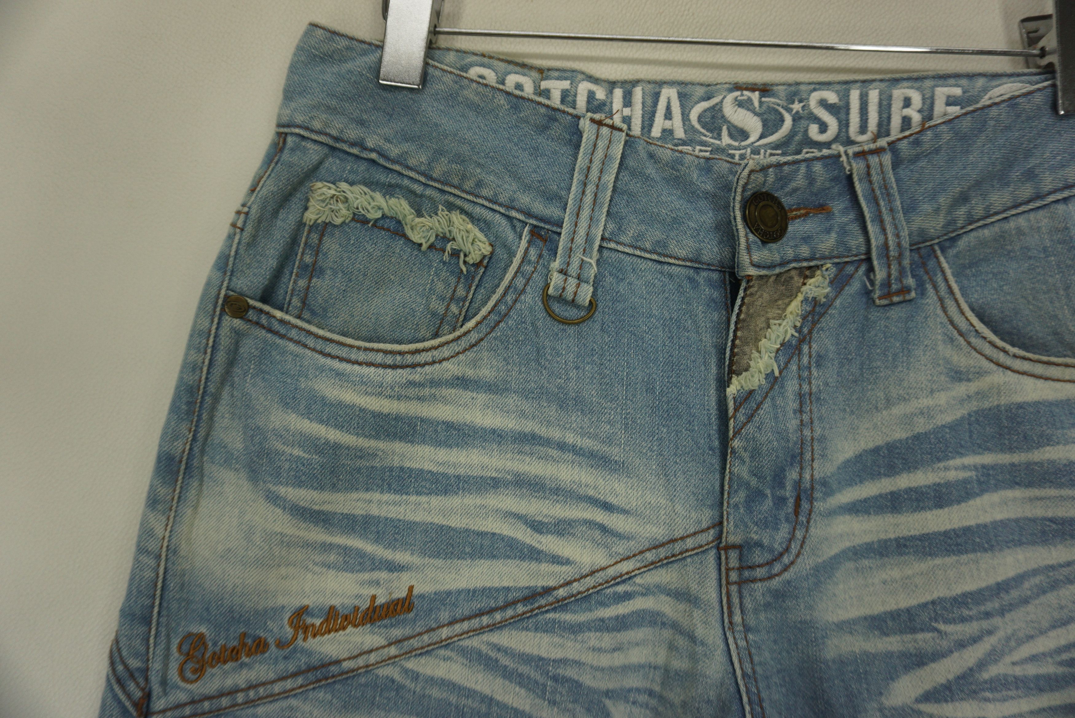 Gotcha Distressed Jeans fit W33xL27.5 Gotcha Low Rise Cropped Denim Size US 31 - 3 Thumbnail