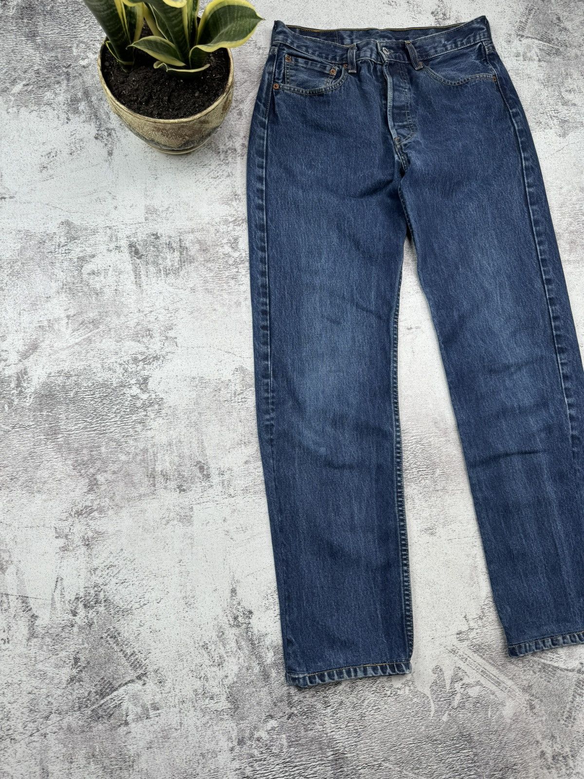 Levi's Vintage 90S Stright Levis 501 Classic Basic USA Denim Jeans Size US 31 - 10 Thumbnail