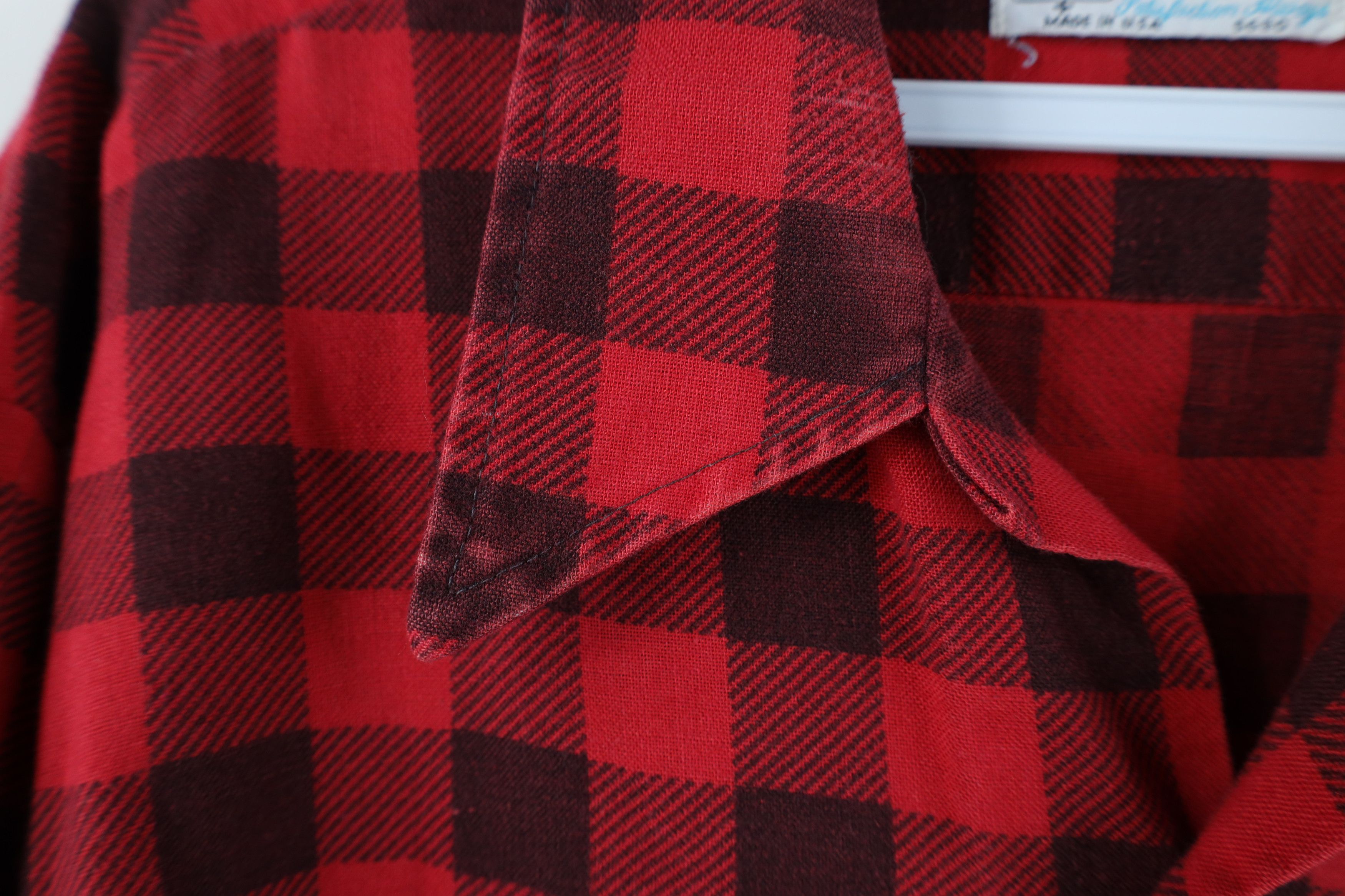 Vintage Vintage 70s Streetwear Flannel Collared Button Shirt Red Size US XL / EU 56 / 4 - 6 Thumbnail