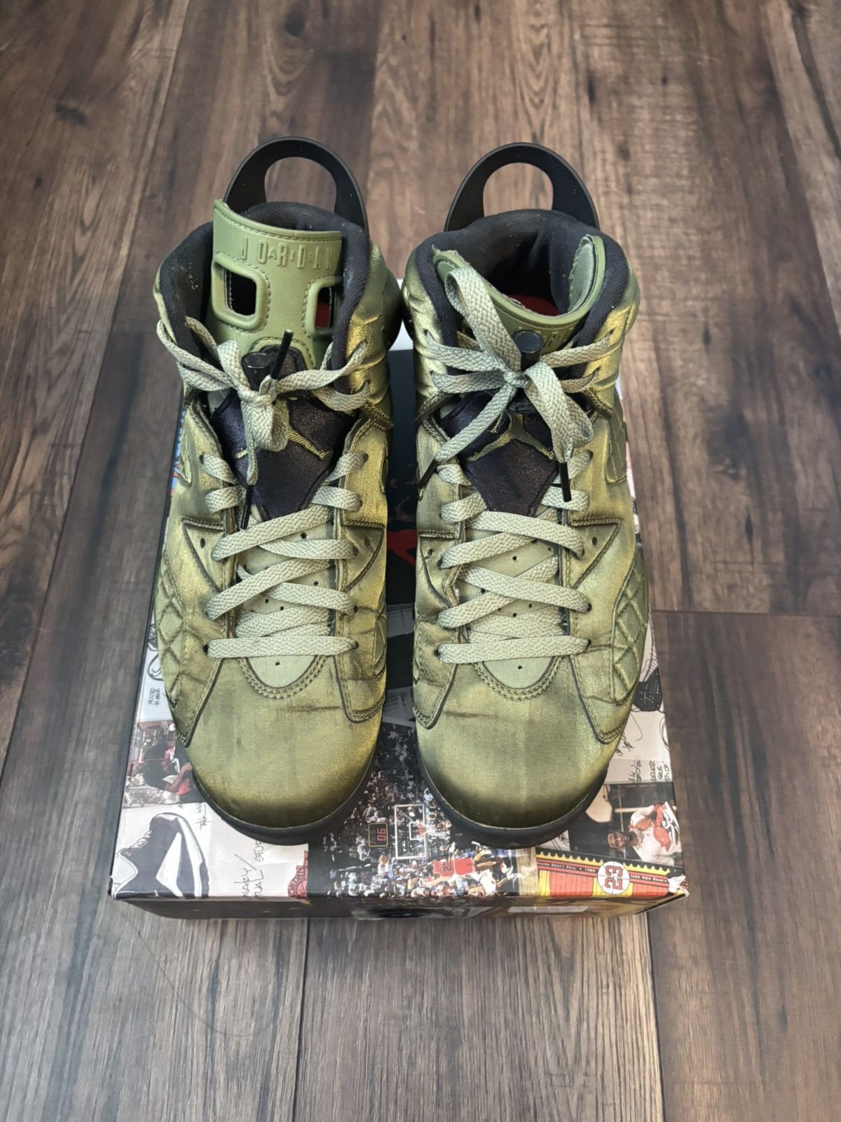 Jordan Brand Size 10 - Jordan 6 Pinnacle Promo Flight Jacket (2017) Size US 10 / EU 43 - 1 Thumbnail