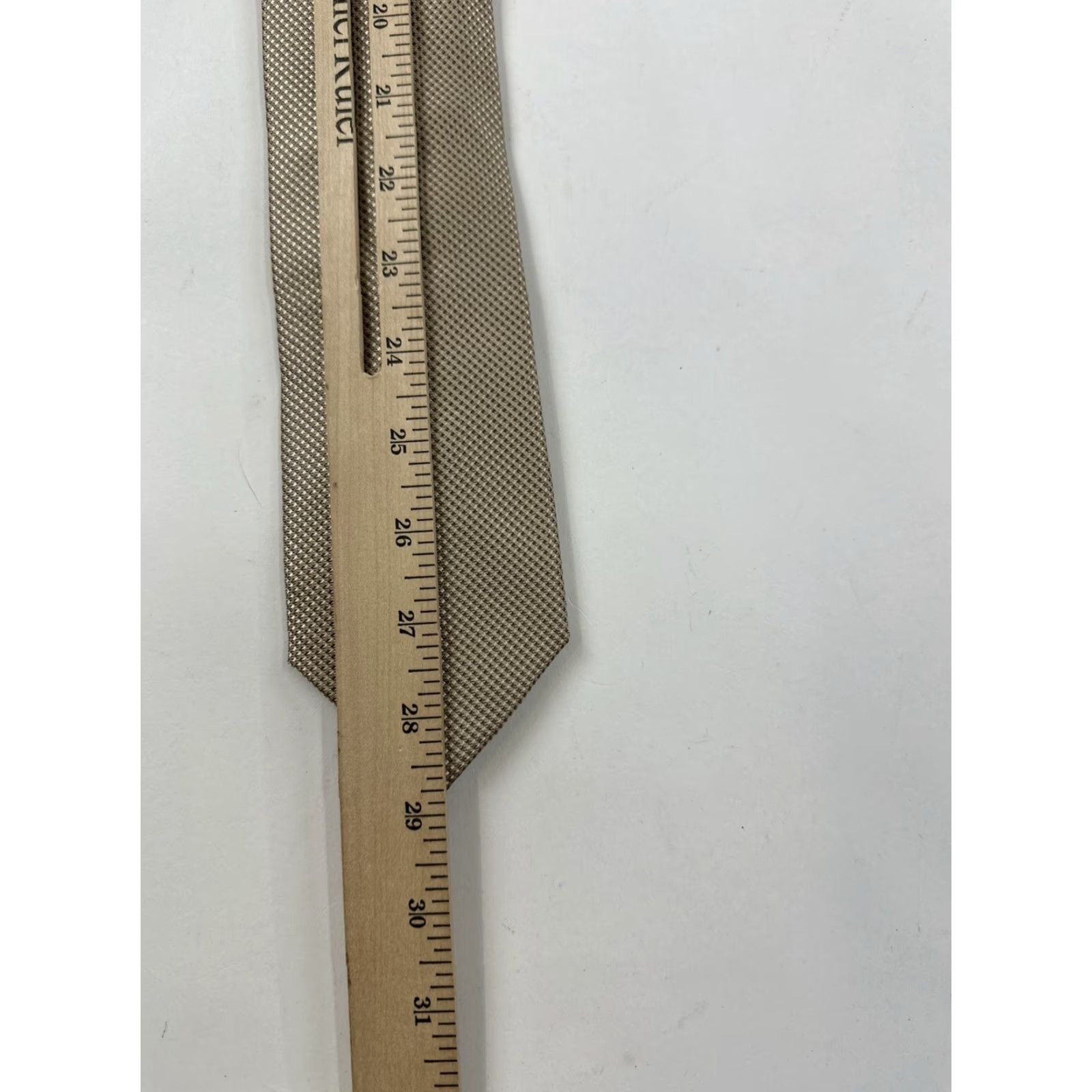 Michael Kors Michael Kors Tie Men’s Beige Silk 57.5”x 3 1/4” Polka Dot Wedding Business Mens Size ONE SIZE - 5 Thumbnail