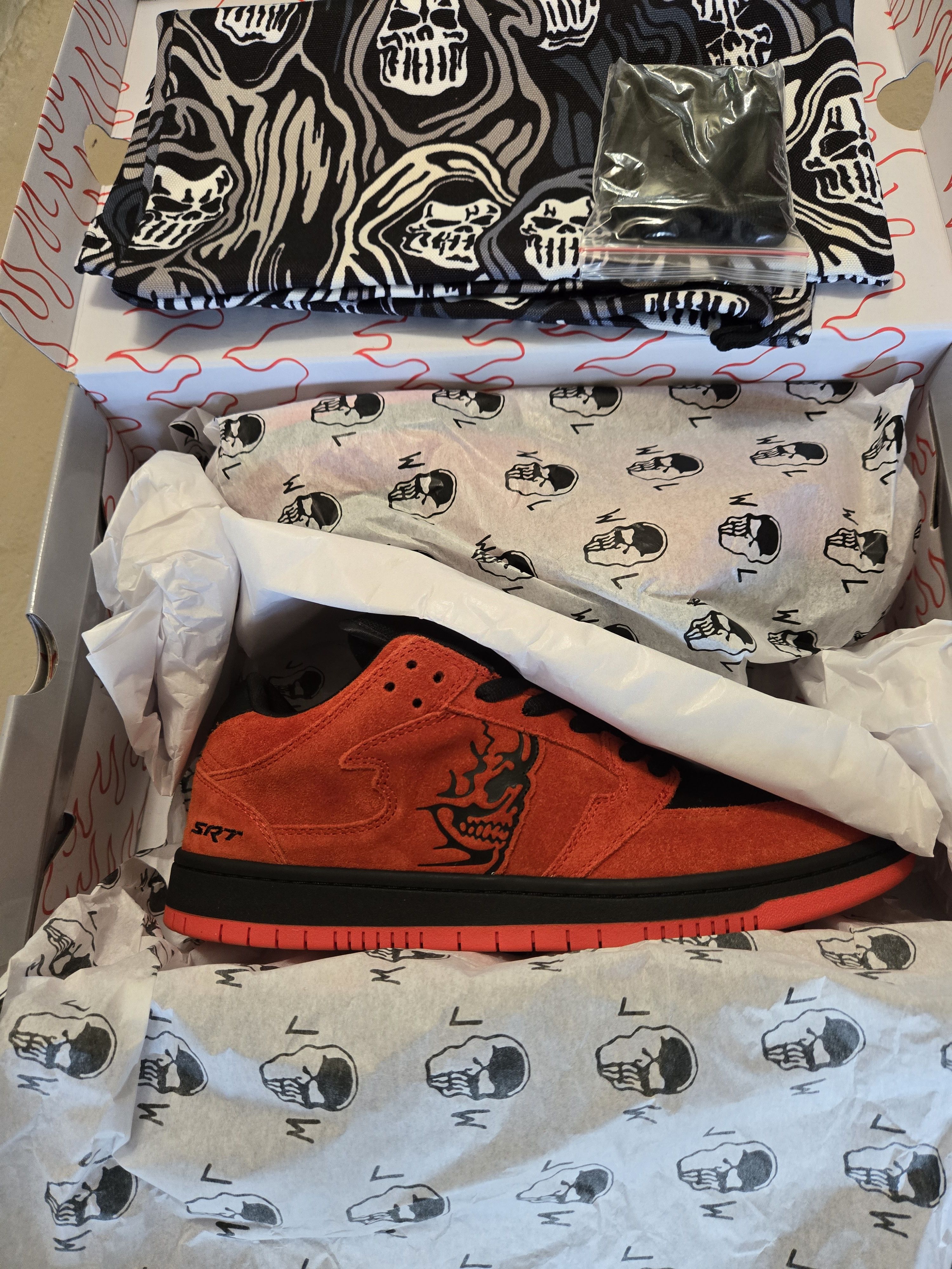 Warren Lotas Warren Lotas Dunks - Dodge Demon - DS Size US 10.5 / EU 43-44 - 5 Thumbnail