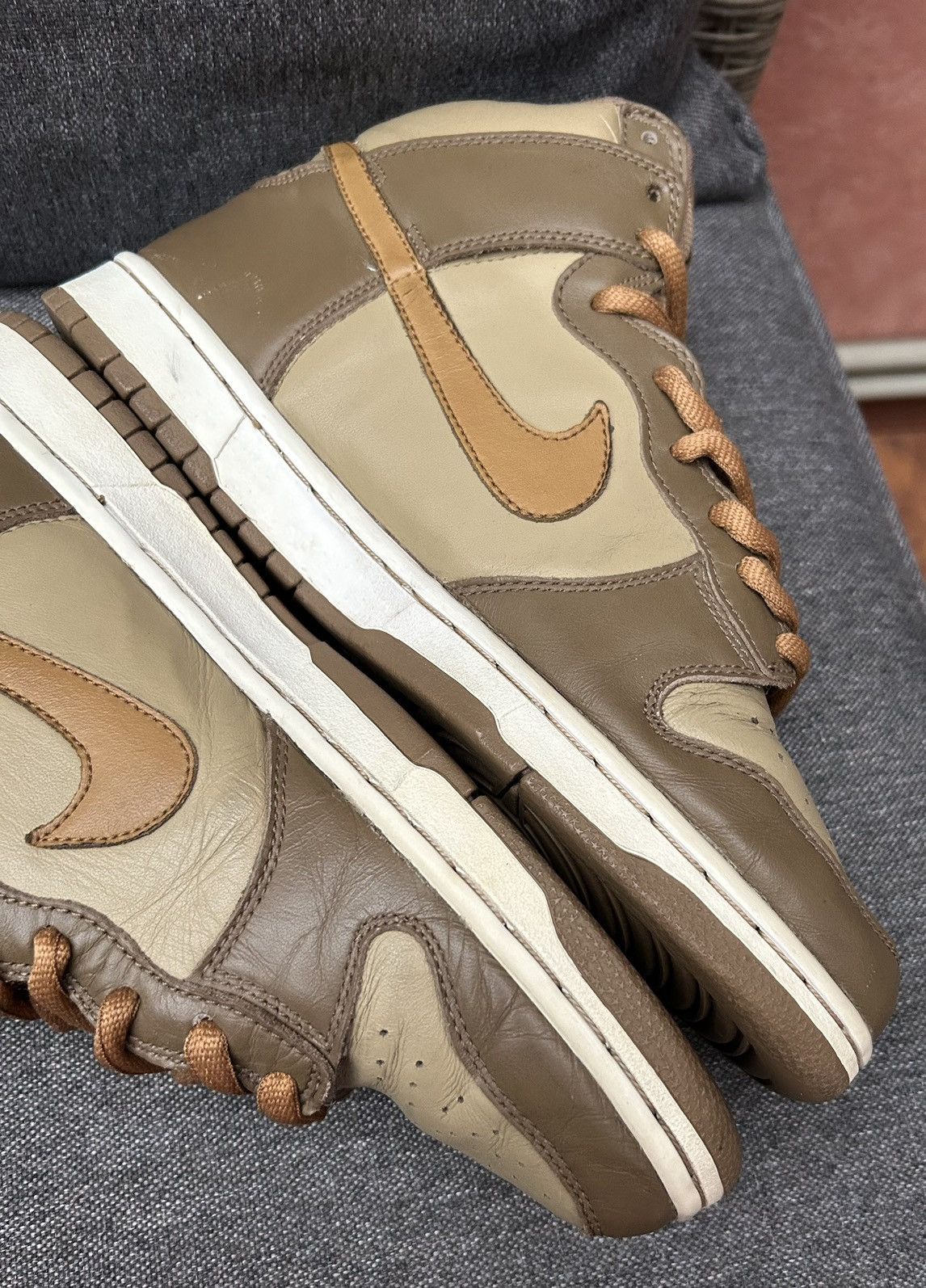 Nike Vintage 2003 Nike Dunk High “UNSTUSSY” Hay Maple Taupe Size US 10 / EU 43 - 5 Thumbnail