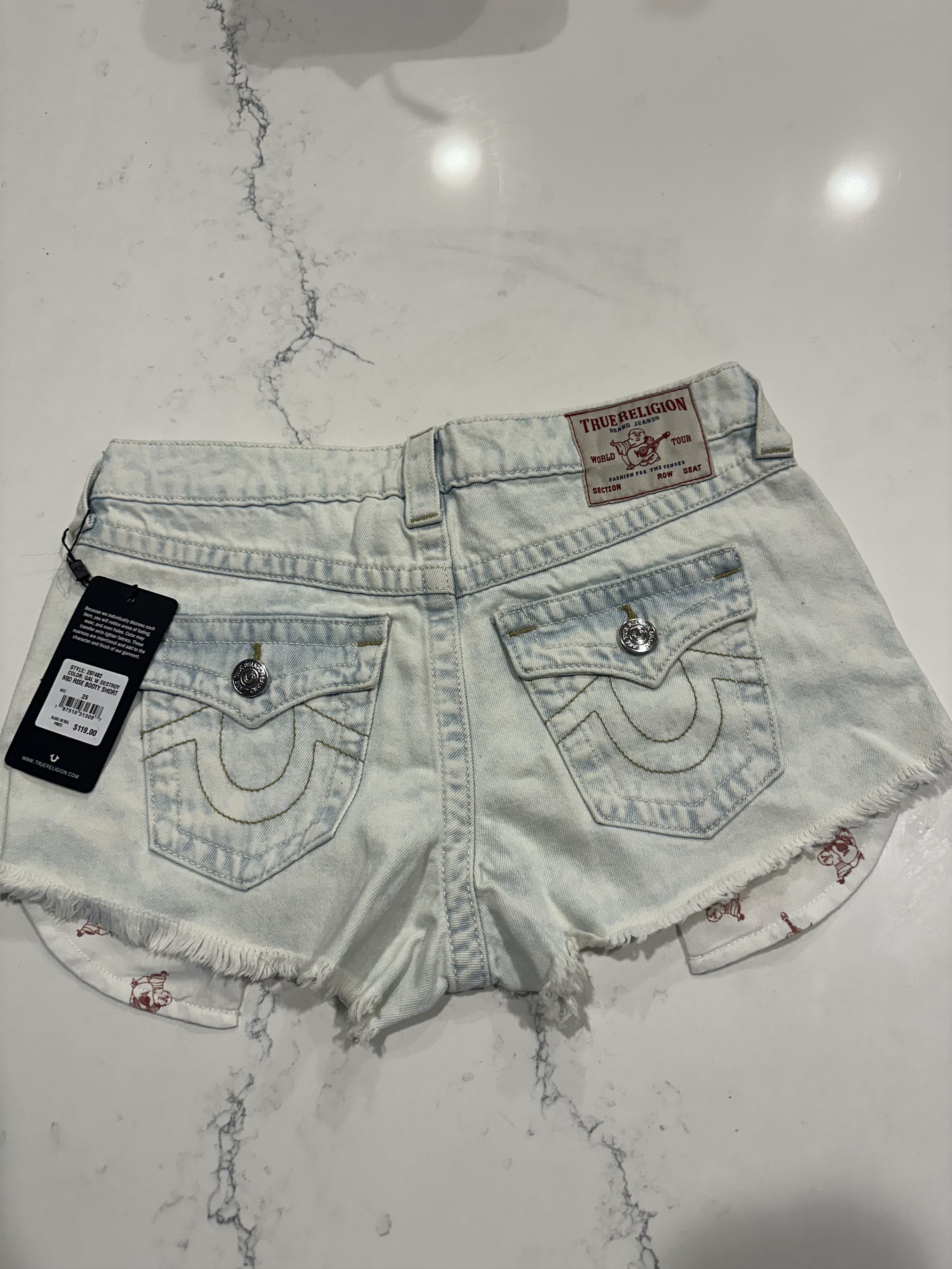 True Religion Gal W Destroy Mid Rise Booty Short Size 25" / US 0 / IT 36 - 4 Thumbnail