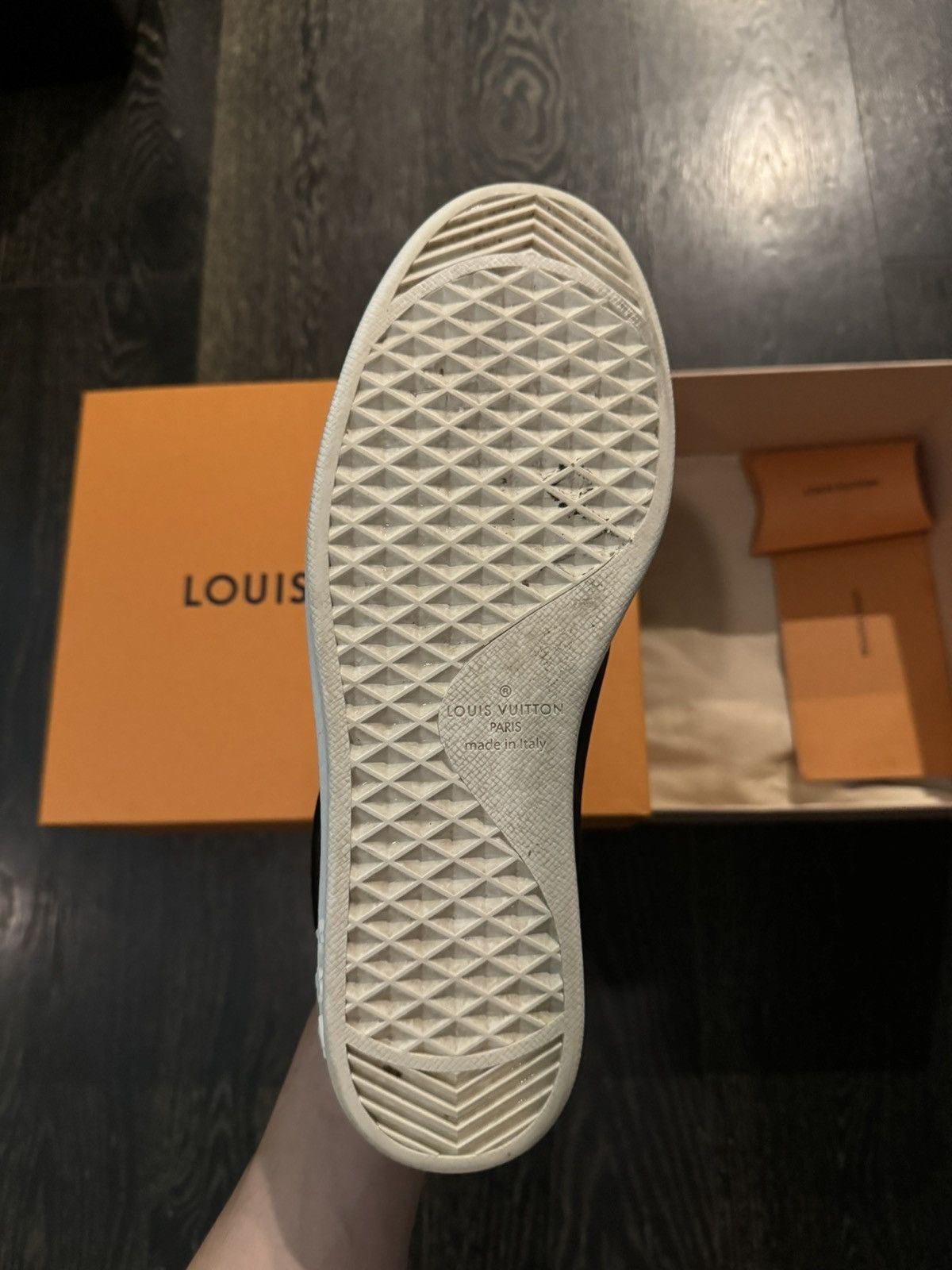 Louis Vuitton Louis Vuitton Sneakers LV Monogram Size US 9.5 / EU 42-43 - 12 Thumbnail