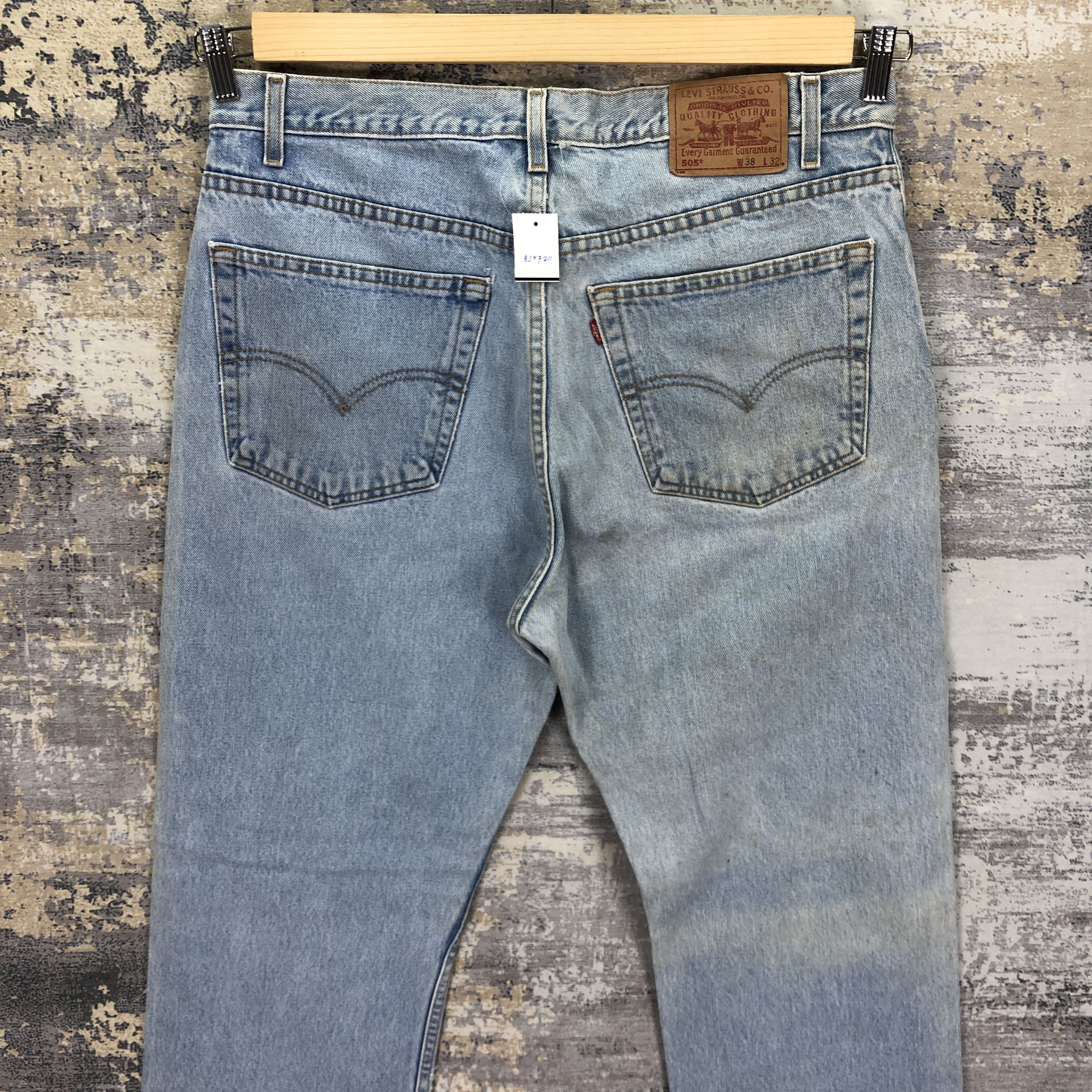 Levi's Vintage Levis 505 Light Wash Jeans Levi's Dirty Faded Denim Size US 37 - 4 Thumbnail