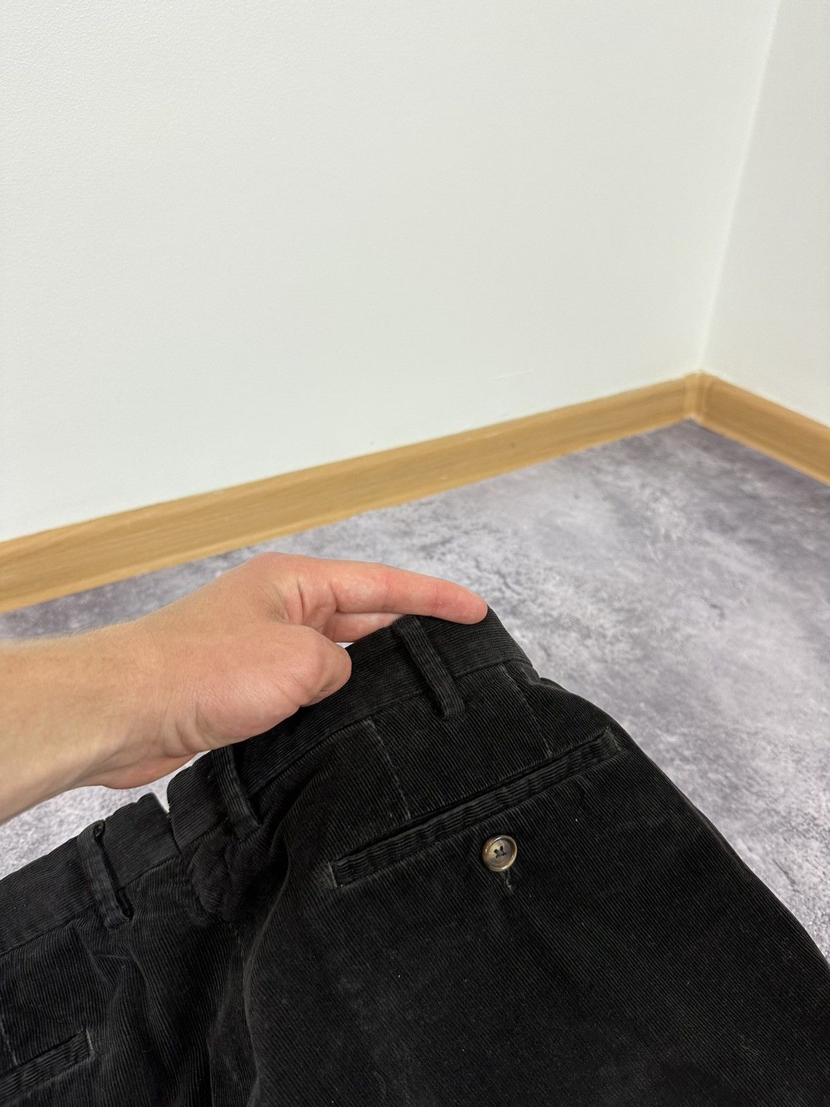 Burberry Vintage Burberry Black Corduroy Luxury Velvet Designer Pants Size US 34 / EU 50 - 11 Thumbnail