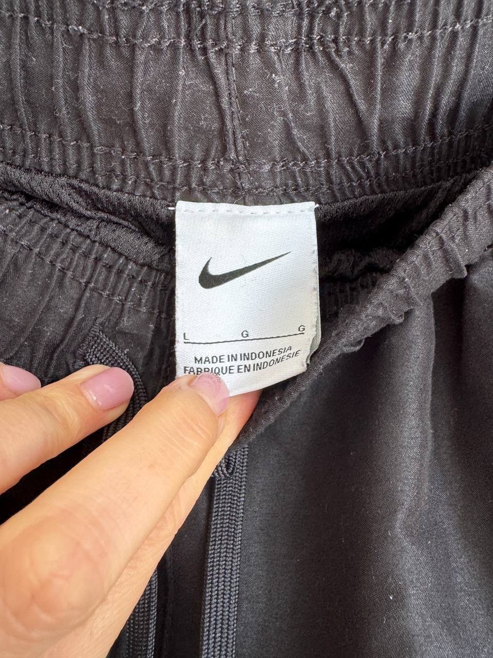 Nike Nike men's sports shorts size L Size US 32 / EU 48 - 2 Thumbnail