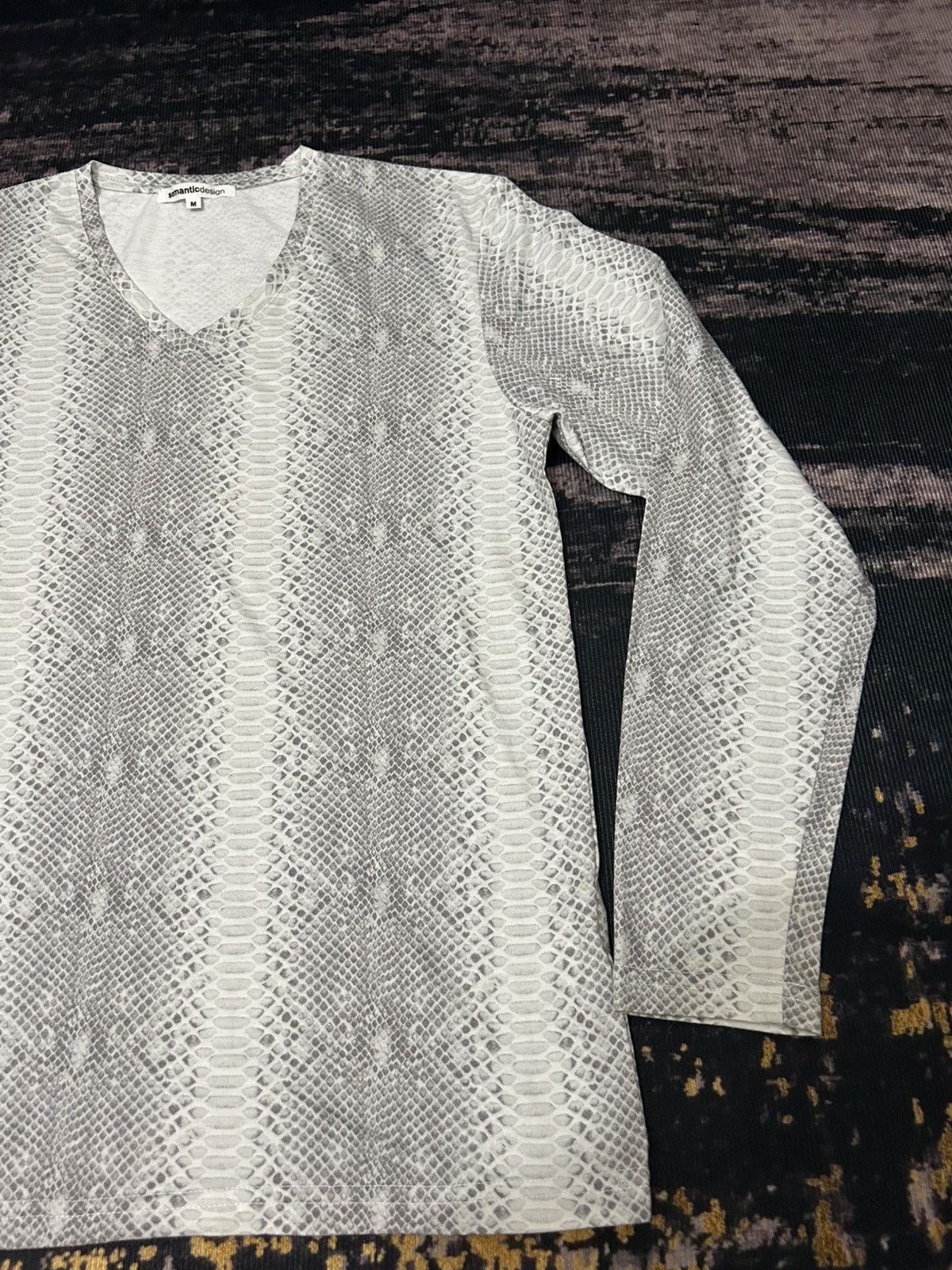 If Six Was Nine Semantic Design Snake Long Sleve Size US M / EU 48-50 / 2 - 2 Thumbnail
