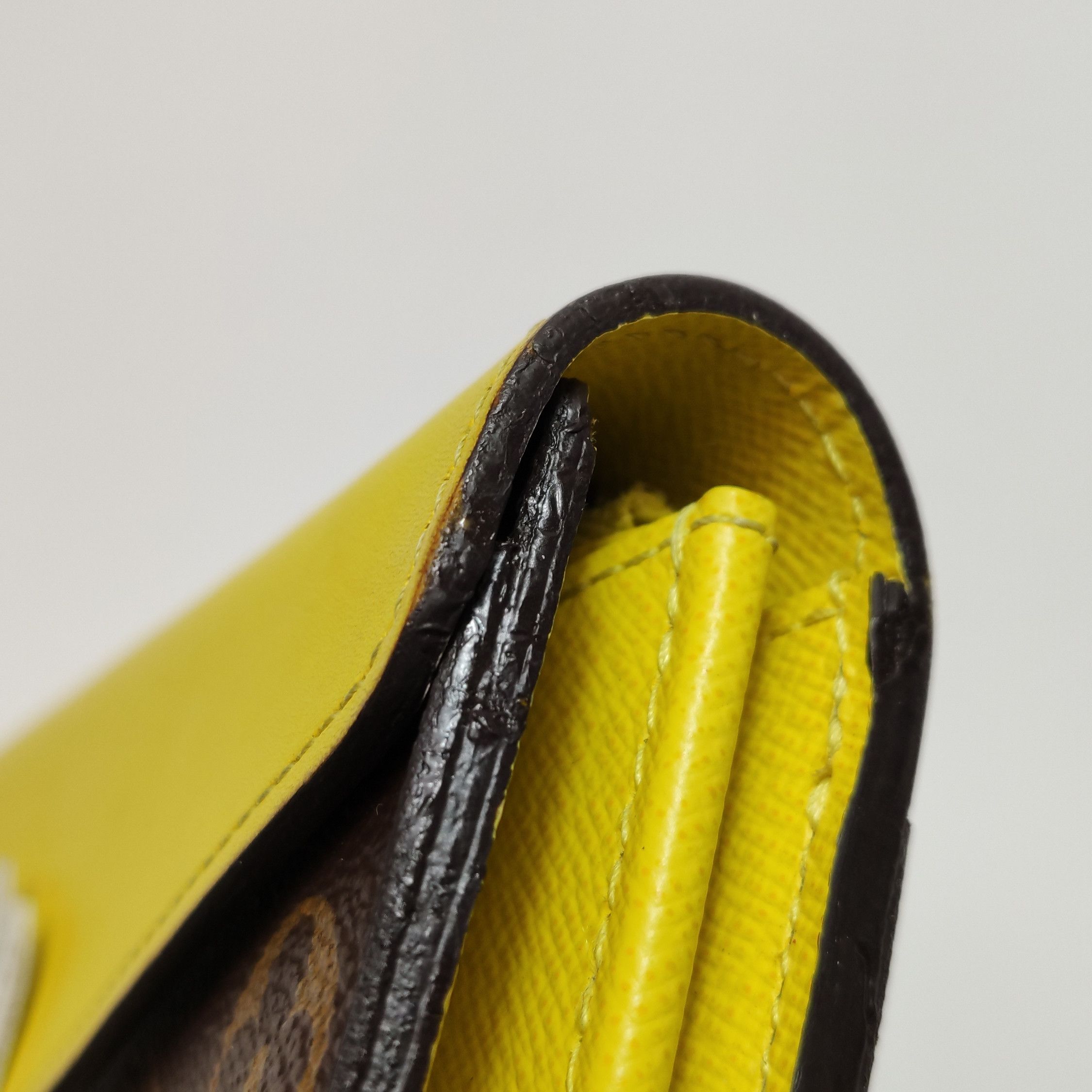 Louis Vuitton Louis Vuitton (LV) Sarah leather monogram snap wallet -y250 Size ONE SIZE - 9 Thumbnail