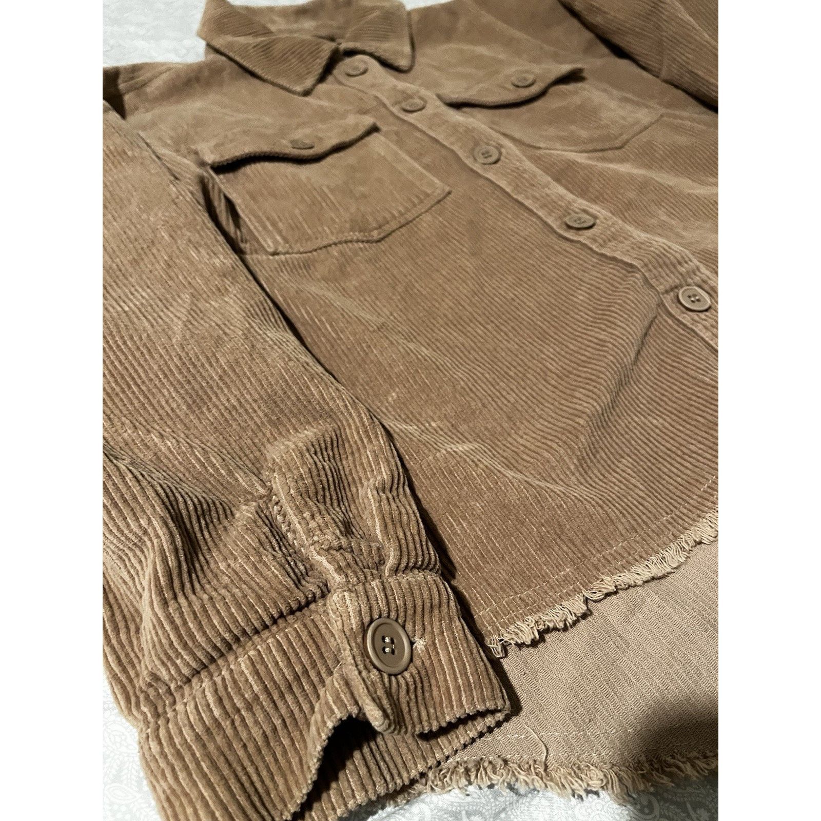 Empyre Empyre Corduroy Shacket Womens Small Oversized Tan Button Up Size S / US 4 / IT 40 - 6 Thumbnail