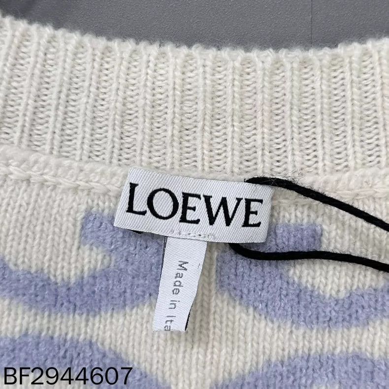Loewe LOEWE Embroidered logo single row knit cardigan Size M / US 6-8 / IT 42-44 - 7 Thumbnail