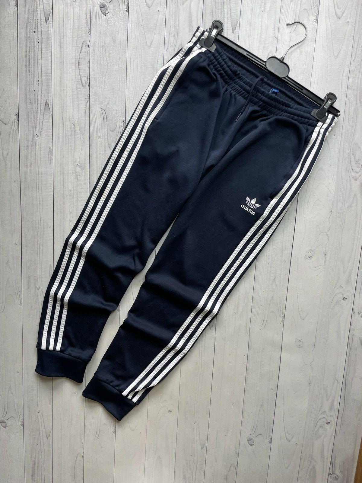 Adidas × Vintage Vintage adidas originals joggers size L logo Size US 34 / EU 50 - 1 Thumbnail
