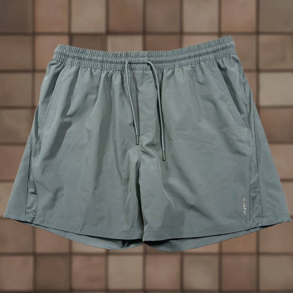 Layer 8 VINTAGE[No] Layers Quick-Dry Athletic Shorts Men's XL Green Drawstring Performance Size US 36 / EU 52 - 1 Thumbnail