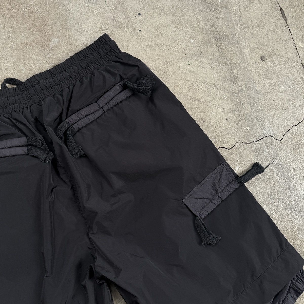 20471120 × Sixth June Paris Sixth June Paris Nylon Avant Garde Shorts Size US 30 / EU 46 - 6 Thumbnail