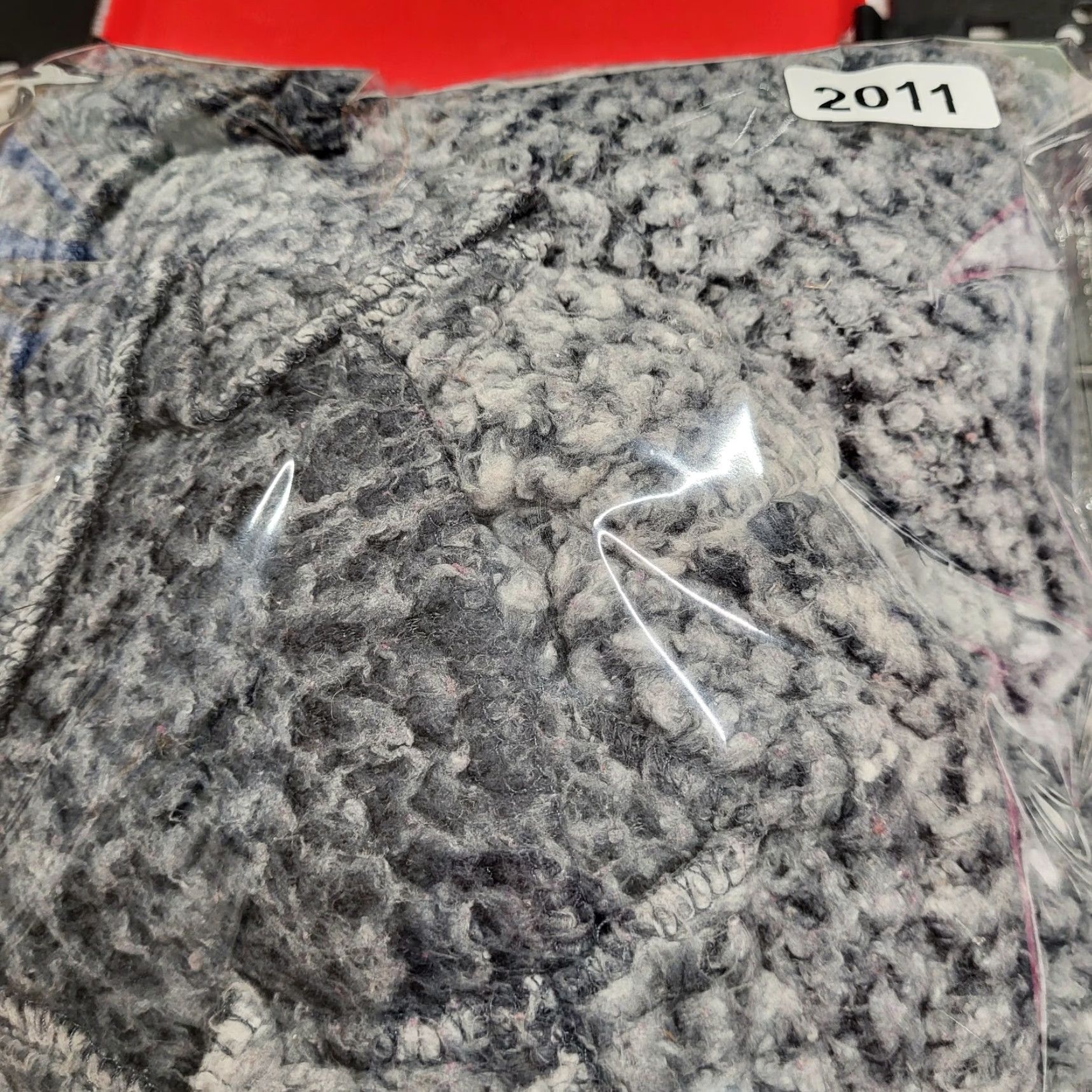 Vintage Secret Treasures Cardigan Women’s Size M Gray & White Sherpa Pocket Sweater Jacket Seasonal Winter Fall Spring Size M / US 6-8 / IT 42-44 - 7 Thumbnail
