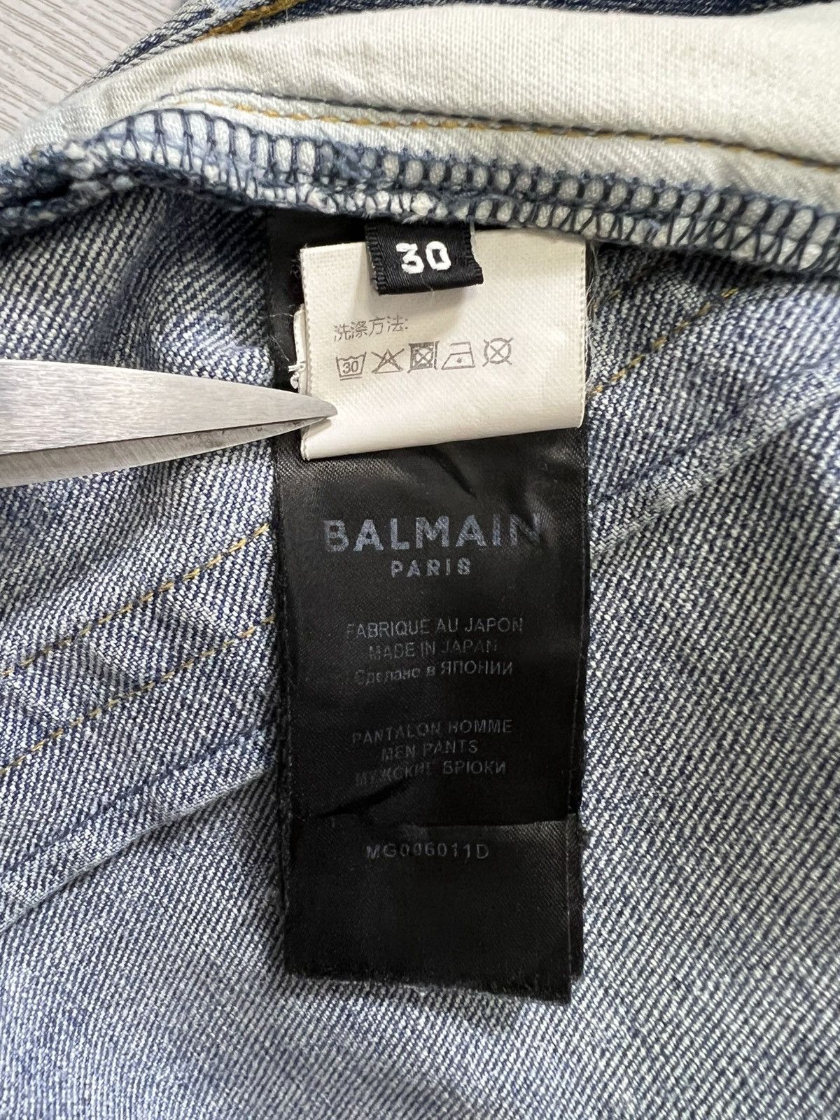 Balmain Balmain - S/S ‘21 - Embossed Logo Skinny Jeans Size US 30 / EU 46 - 17 Thumbnail