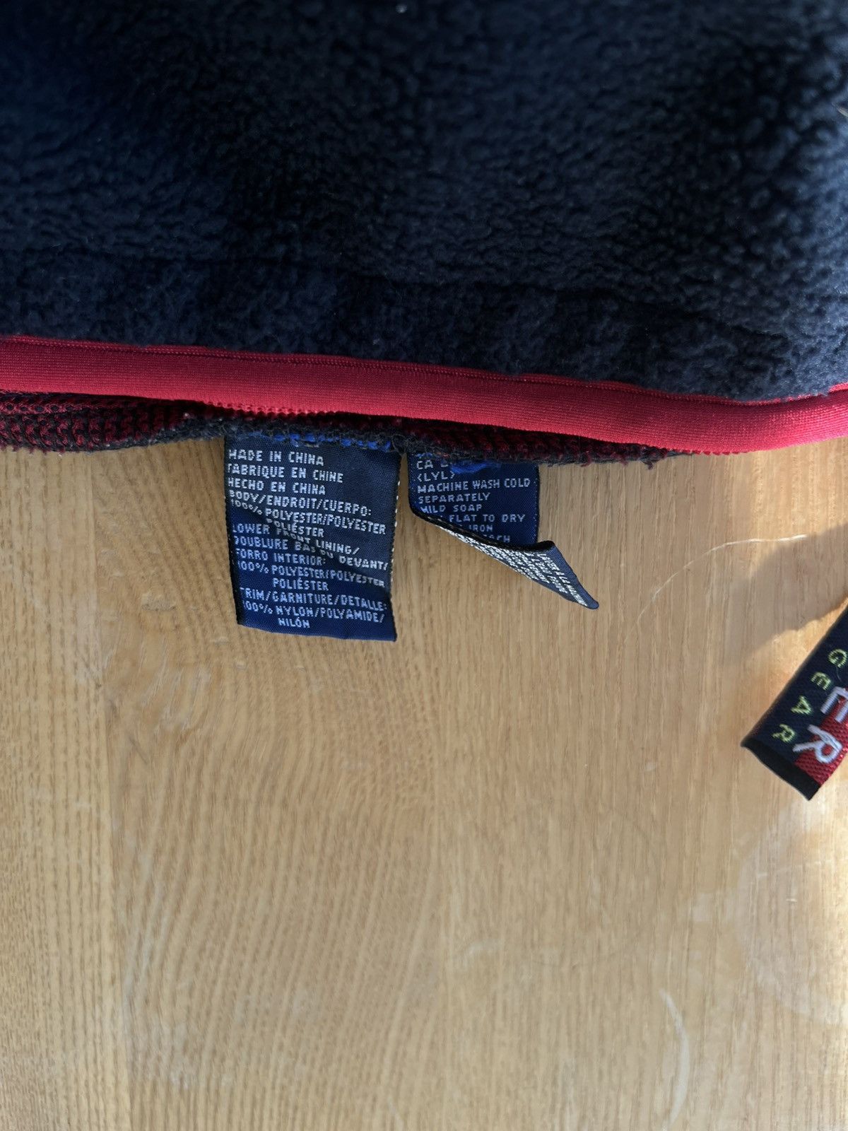 Tommy Hilfiger Vintage Tommy Hilfiger - Sailing Gear Fleece Size US L / EU 52-54 / 3 - 6 Thumbnail