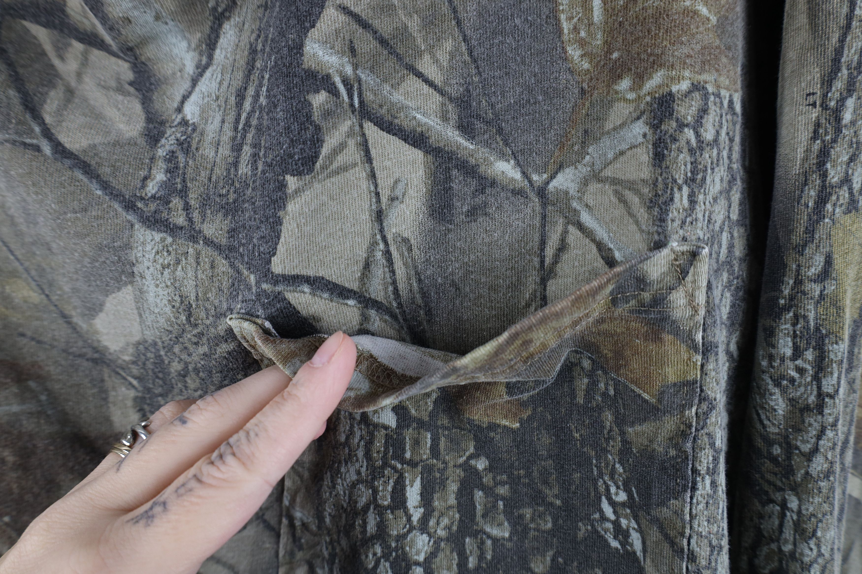 Vintage Vintage Y2K Streetwear Camouflage Long Sleeve Pocket T-Shirt Size US XXL / EU 58 / 5 - 4 Thumbnail