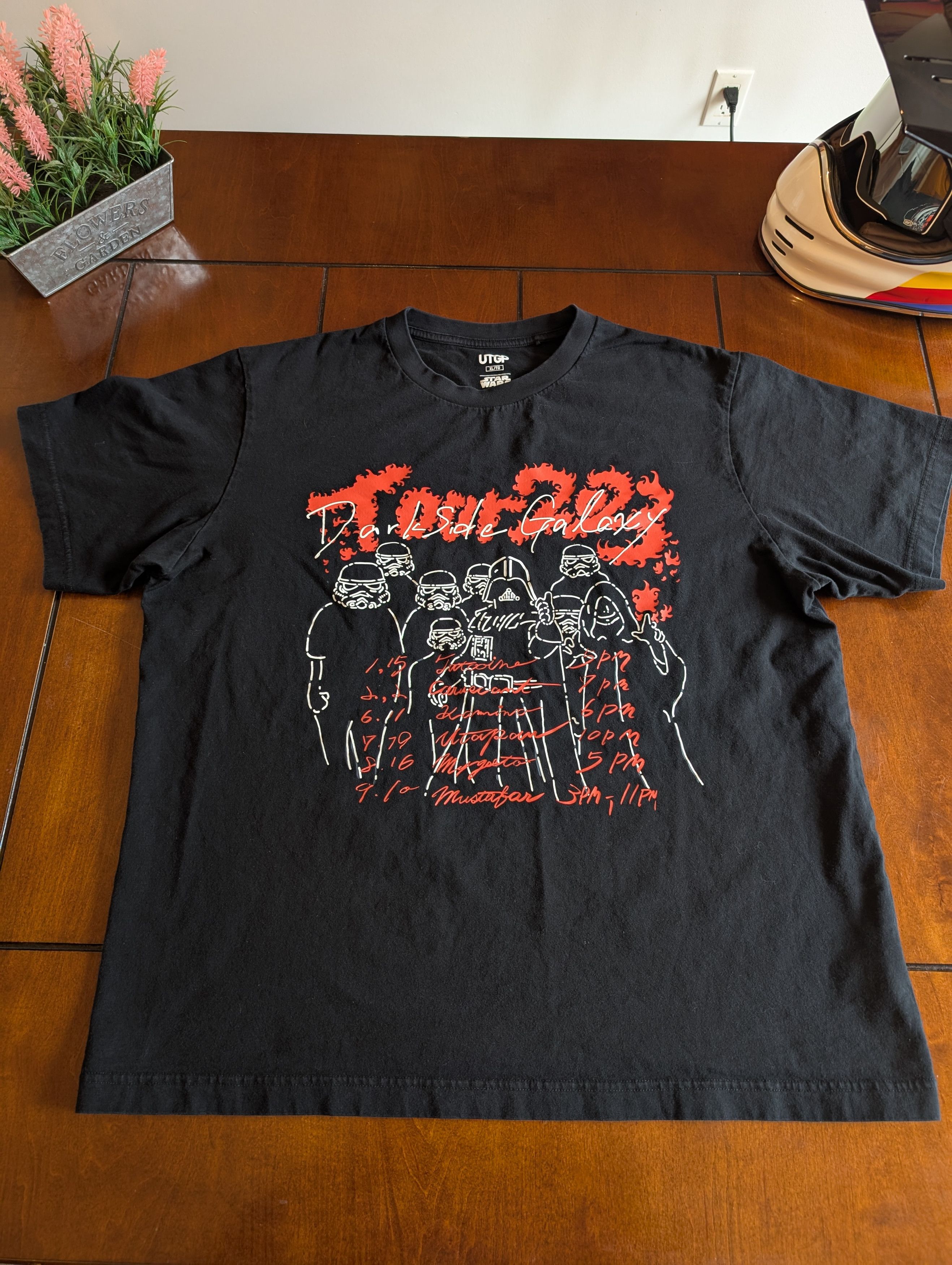 Star Wars × Uniqlo Star Wars Uniqlo T-Shirt Size US XL / EU 56 / 4 - 2 Thumbnail