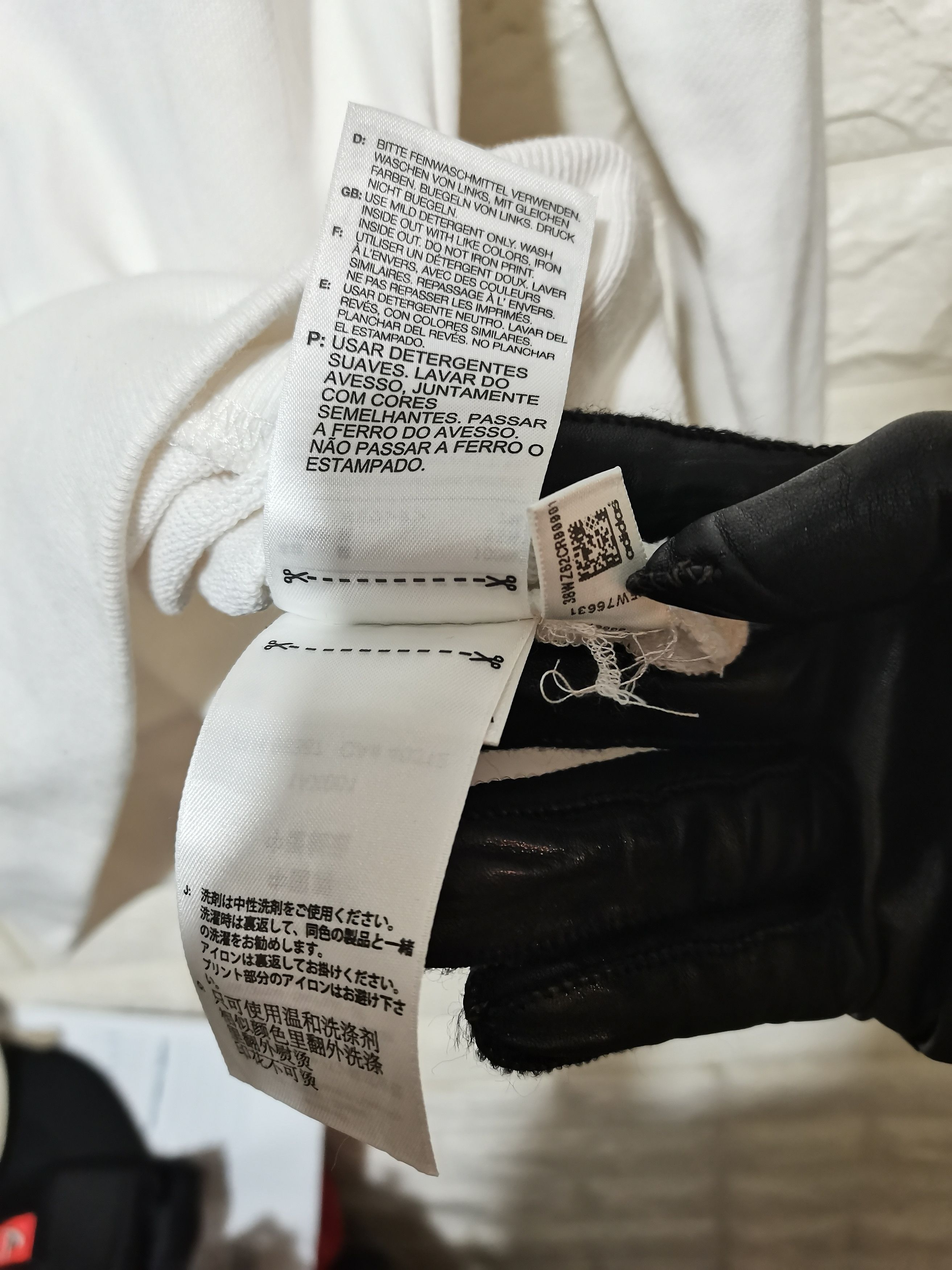 Adidas × Y-3 × Yohji Yamamoto Y-3 yohji yamamoto CLASSIC LOGO POPOVER HOODIE Size XS / US 0-2 / IT 36-38 - 13 Thumbnail