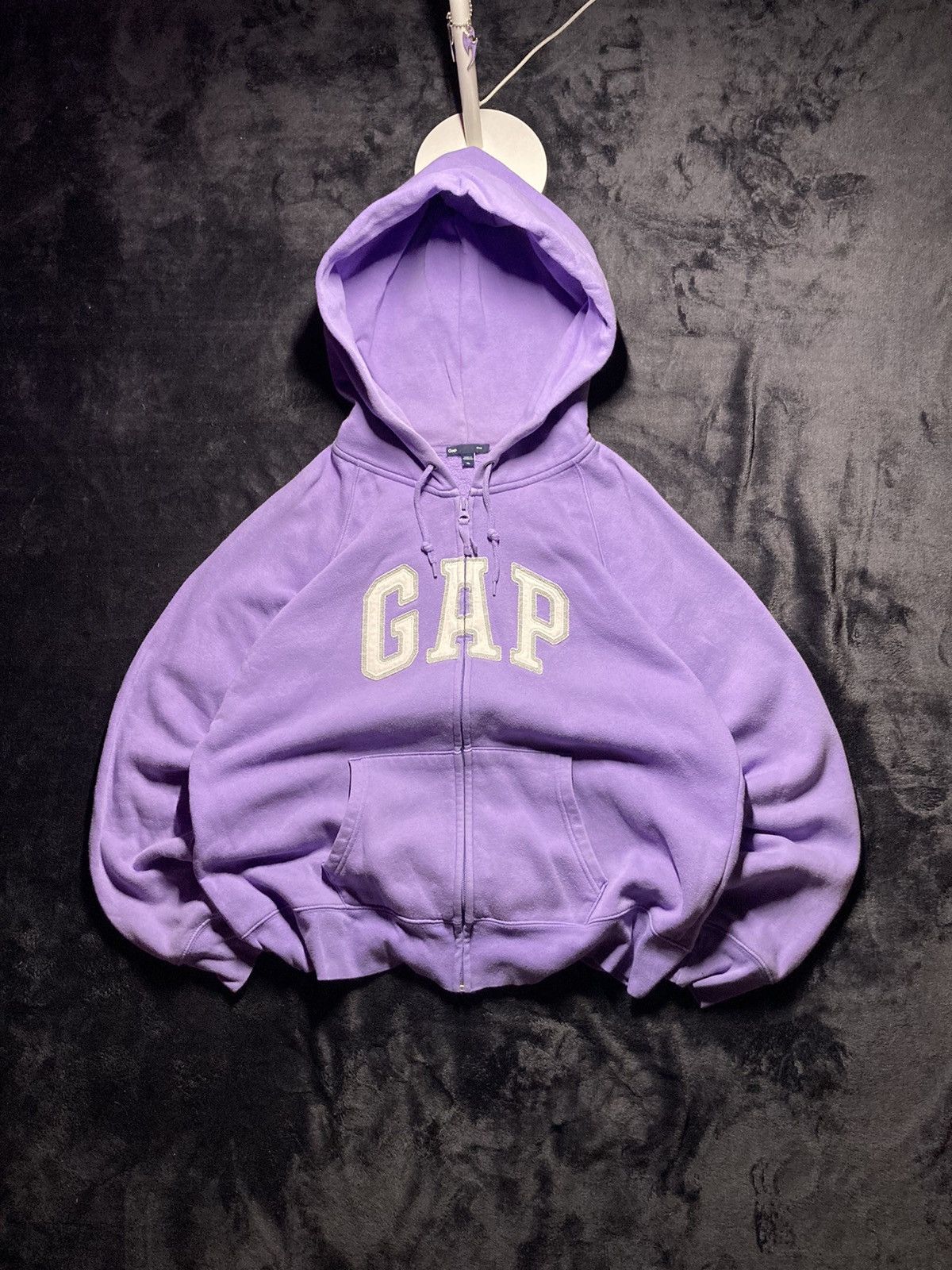 Gap × Vintage ⛩️ Gap Vintage Purple center logo Hoodie Y2K style baggy 90s Size US S / EU 44-46 / 1 - 1 Thumbnail