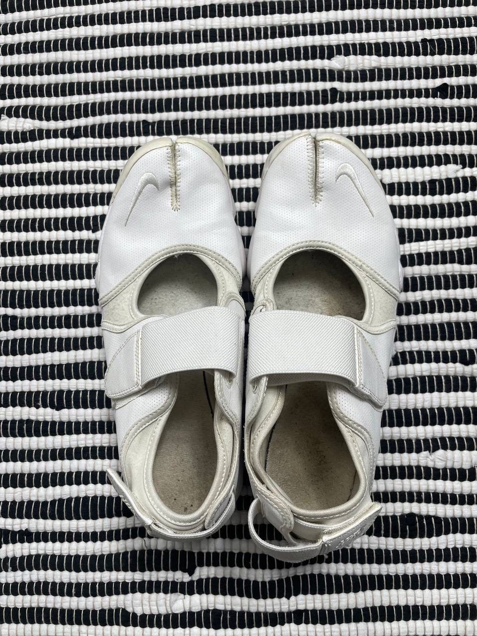 Japanese Brand × Nike × Vintage Vintage Nike Rift Tabi Style Sandals Sneakers Y2K Size US 9 / EU 42 - 5 Thumbnail