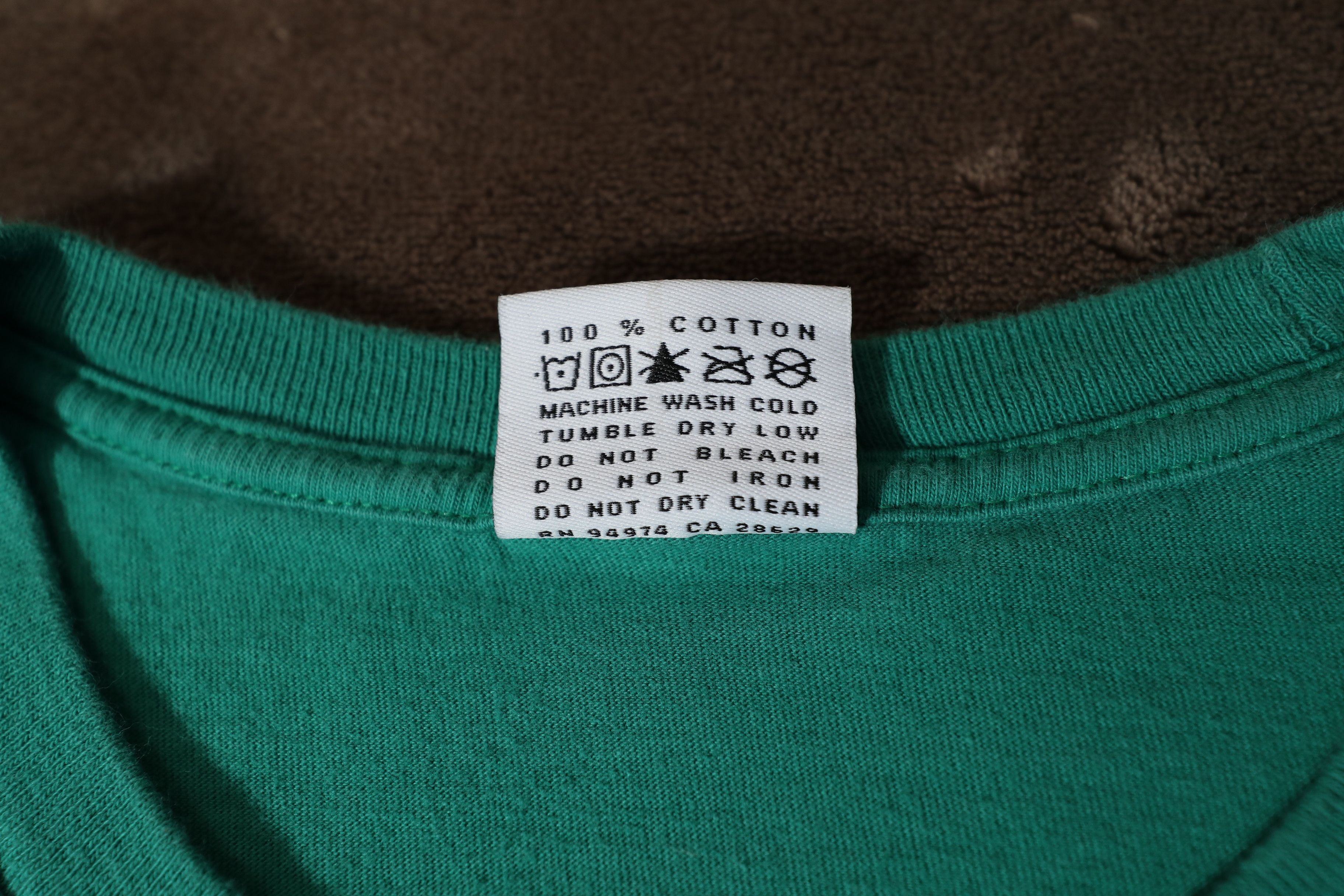 Undefeated Undefeated Y2K Box Logo Tee (L) Size US L / EU 52-54 / 3 - 8 Thumbnail