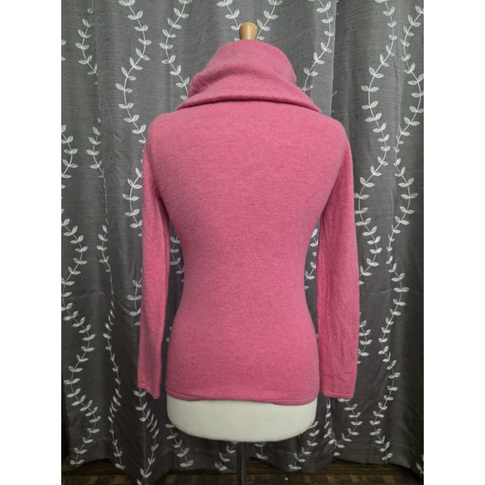 Vintage Sundance Pink 100% Cashmere Cowl Neck Sweater Raglan Sleeves Women's PXS Knit Pullover VINTAGE Style? Size XS / US 0-2 / IT 36-38 - 3 Thumbnail