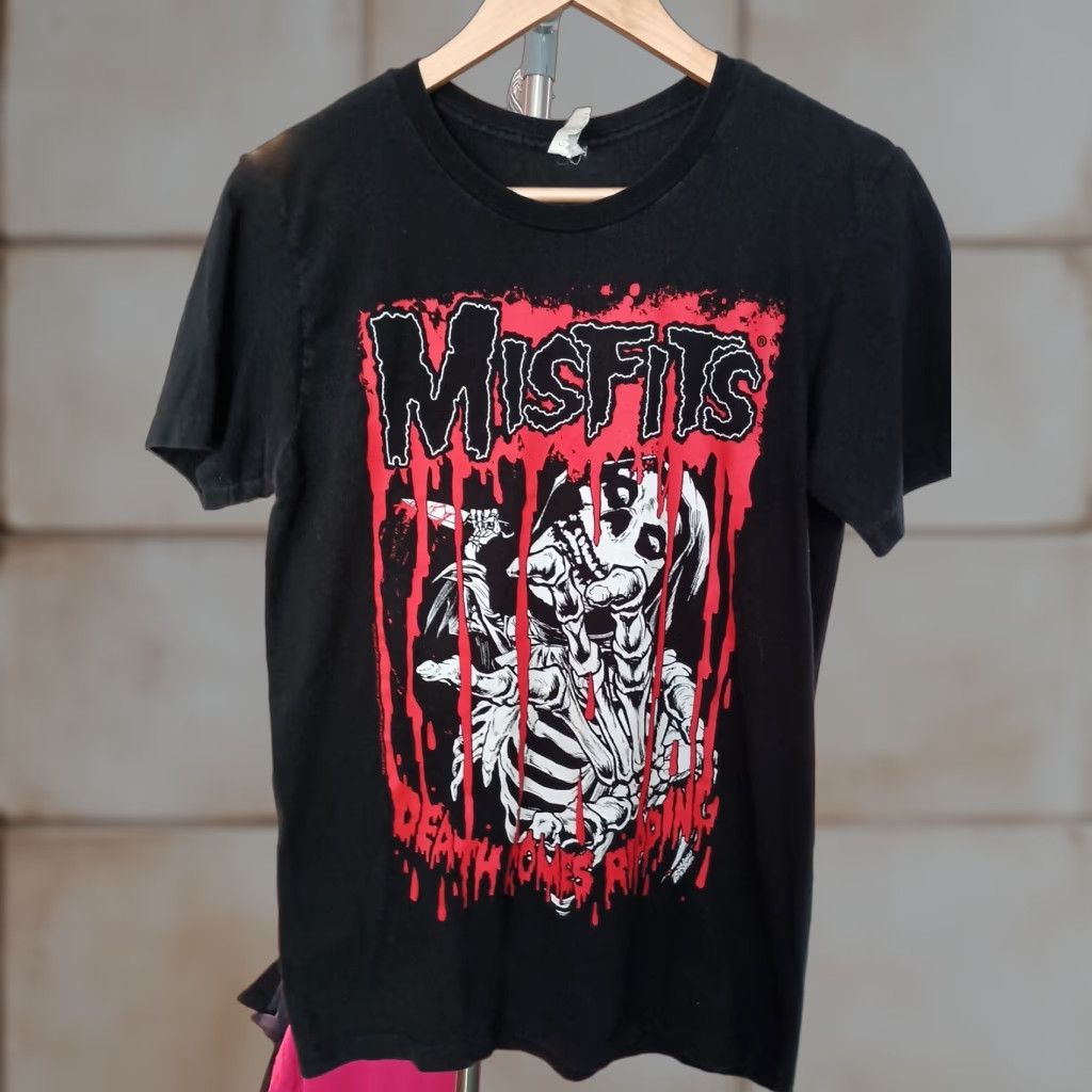 VINTAGE Misfits Death Comes Ripping Band T-shirt Size S rock metal